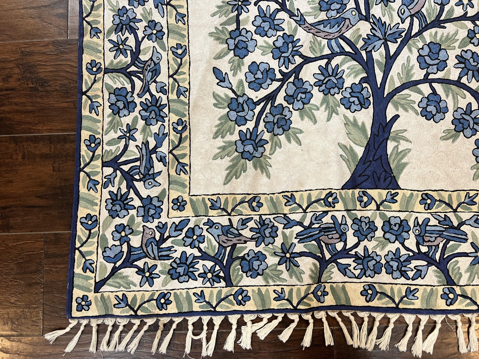 Tree of Life Indian Hand Stitched Rug 4x6, Indian Wall Hanging Rug, Ivory Blue, Silk on Cotton, Vintage - Nuvé