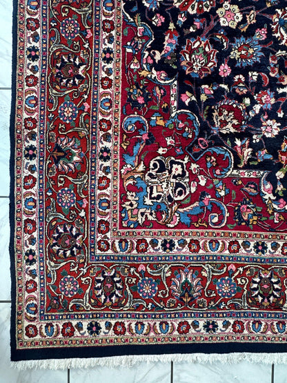 Persian Mashhad Hand Knotted Wool Area Rug 9’9” x 13’3” - Nuvé