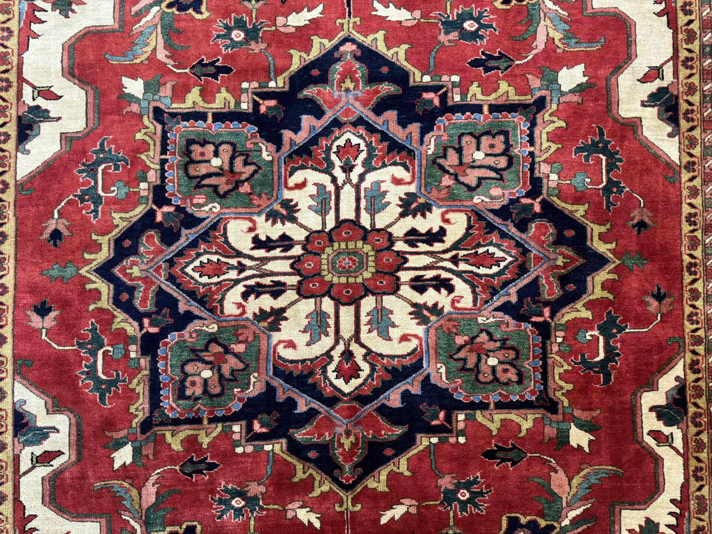 Persian Heriz Serapi Rug 8 x 10.6, Geometric Medallion, Great Colors, Rare, Red Navy Blue Ivory - Nuvé