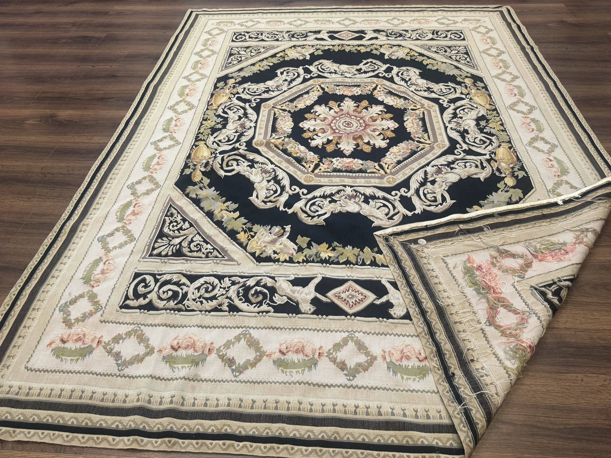 Aubusson Rug 6x8, European Design, Lion Pictorials, Black - Nuvé