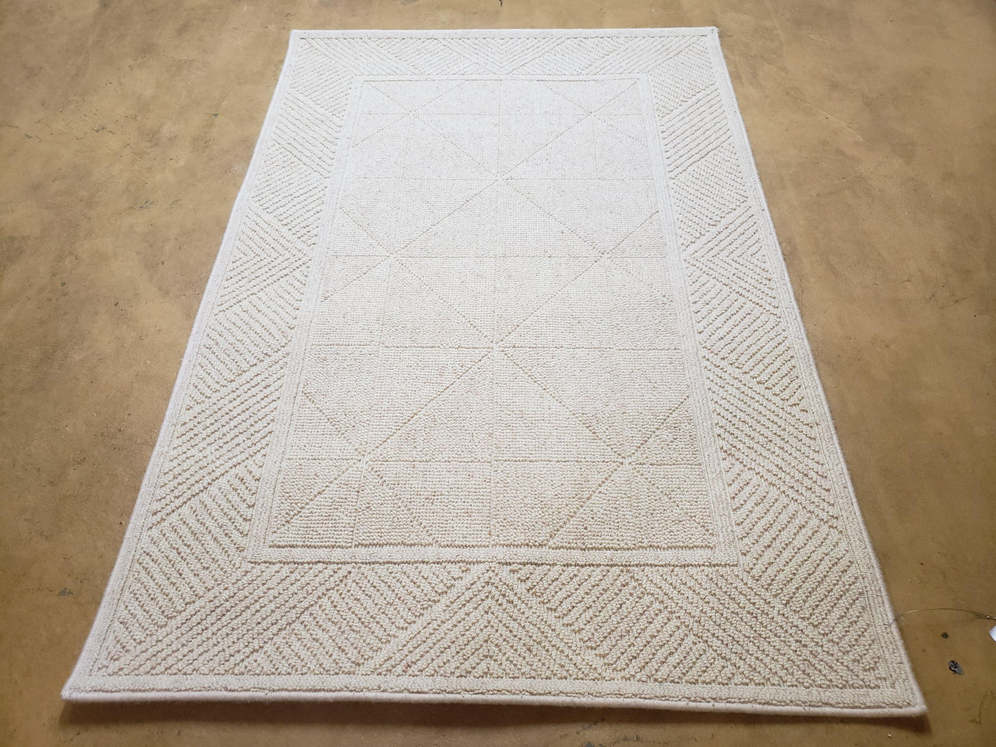 3x5 Karastan Sisal Rug Collection, Design 379/80504, Sambava II, 3'6 x 5'3, Beige Karastan Rug with Label, Authentic Karastan, Entryway Rug - Nuvé