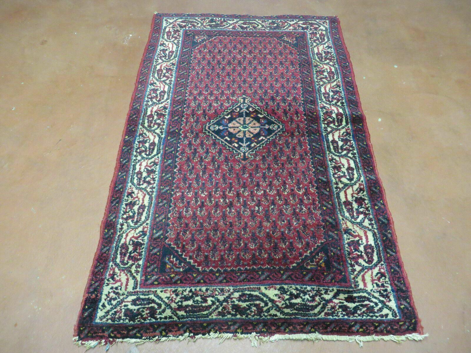 2.5' X 4' Vintage Handmade Indian Amritsar Wool Rug Paisley Design Red - Nuvé