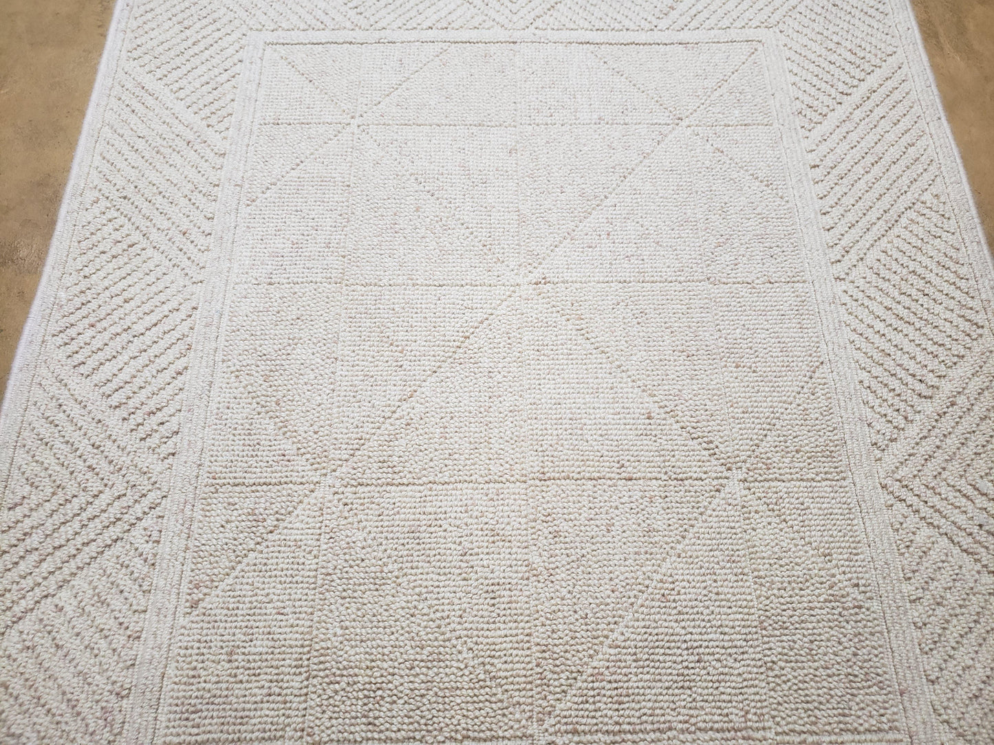 3x5 Karastan Sisal Rug Collection, Design 379/80504, Sambava II, 3'6 x 5'3, Beige Karastan Rug with Label, Authentic Karastan, Entryway Rug - Nuvé