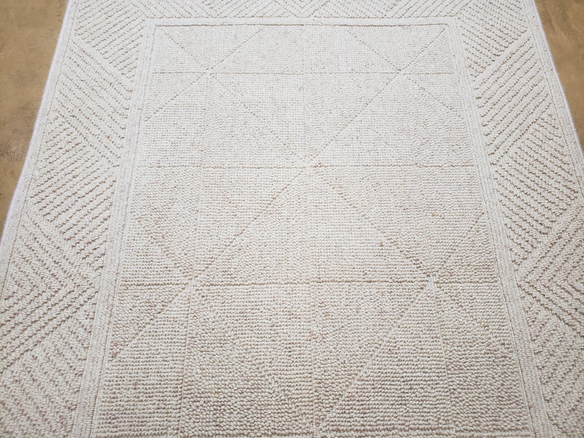 3x5 Karastan Sisal Rug Collection, Design 379/80504, Sambava II, 3'6 x 5'3, Beige Karastan Rug with Label, Authentic Karastan, Entryway Rug - Nuvé