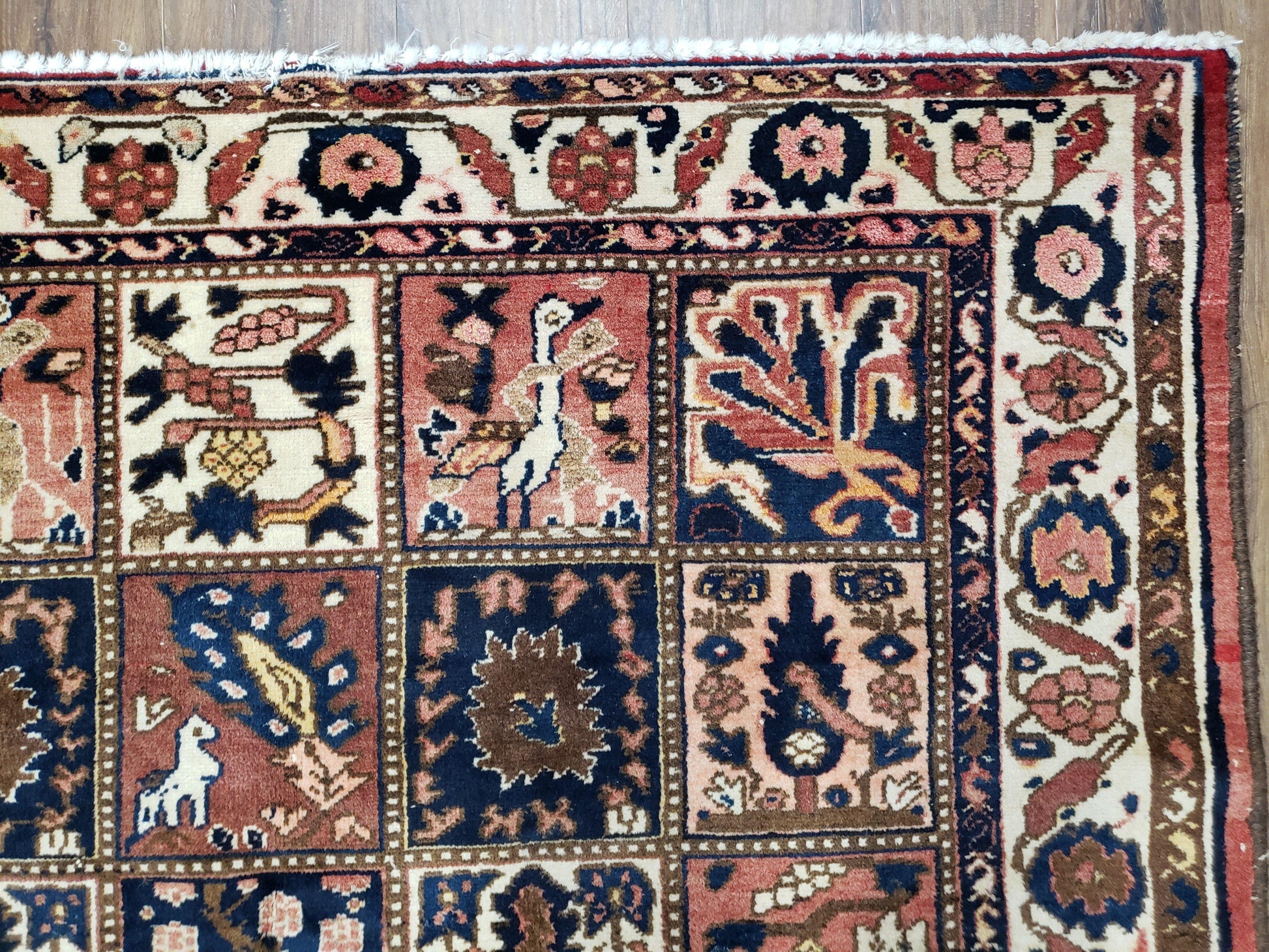 Antique Persian Bakhtiari Rug circa 1920s, Kheshti Panel Design, Wool, Hand-Knotted, 5'3" x 10' - Nuvé