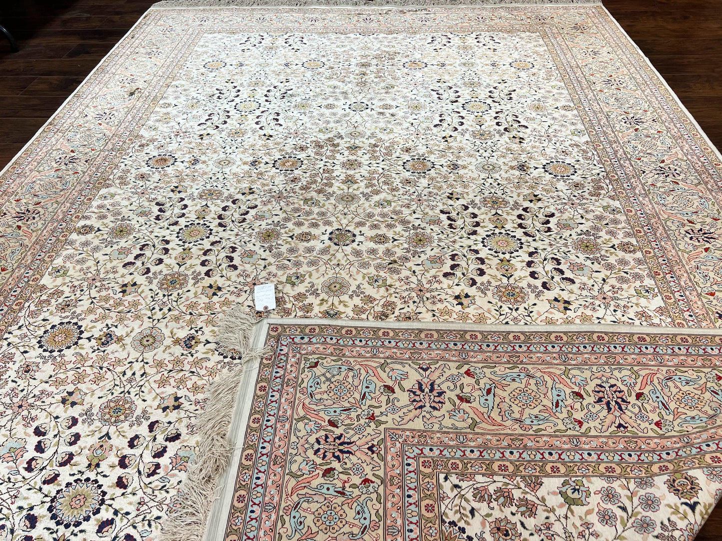 Wonderful Silk Hereke Rug 8x12, Silk Pile on Silk Foundation, Ivory/Cream, Floral Pattern, Handmade, Vintage - Nuvé