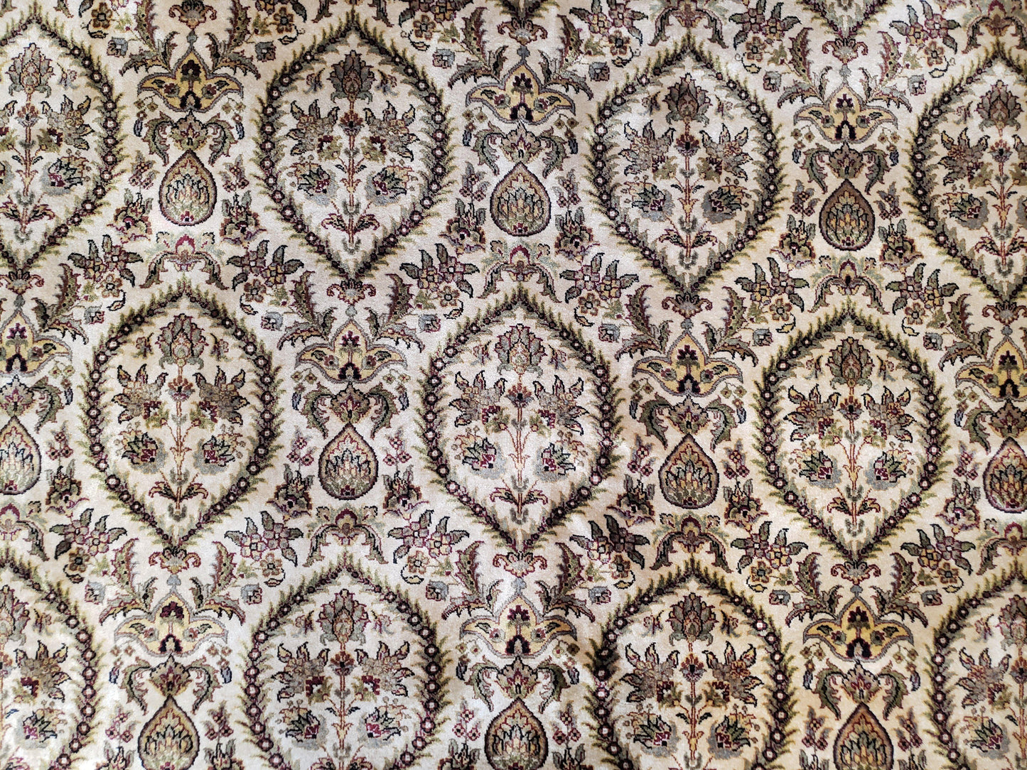 Vintage Indo Persian Area Rug 9x12, Wool Hand-Knotted Ivory & Dark Red Oriental Carpet, Fine Weave 9 x 12 Indian Rug, Dining Room Rug - Nuvé