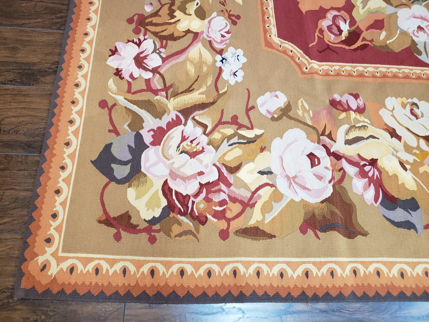 Vintage Chinese Aubusson Savonnerie Flat Pile Rug 9.9 x 14.5 Wool Handwoven Red & Khaki Large Flowers Rug 9x14 - 10x15 Michaelian Kolhberg - Nuvé