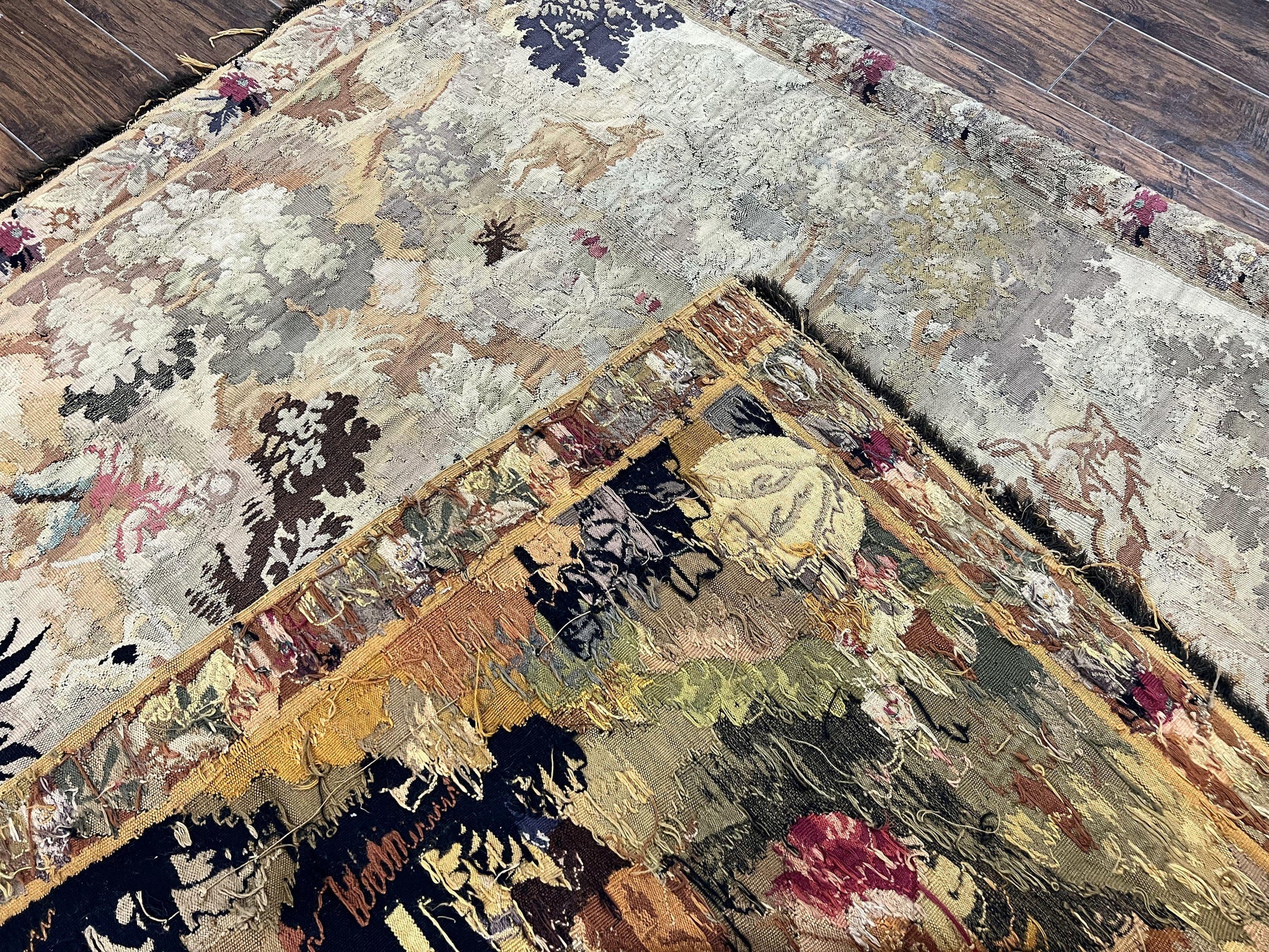 Antique French Tapestry 6x5 ft, European Handmade Wool Aubusson Weave Vintage Tapestry - Nuvé