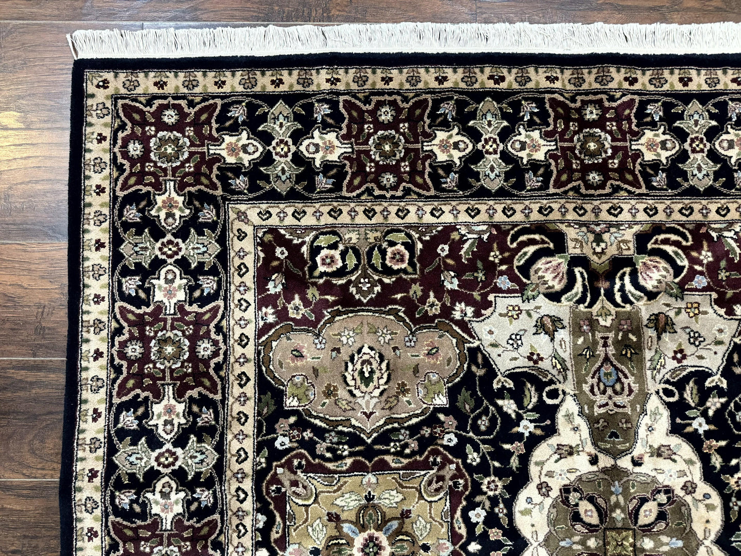 Pak Persian Rug 6x9 - Nuvé