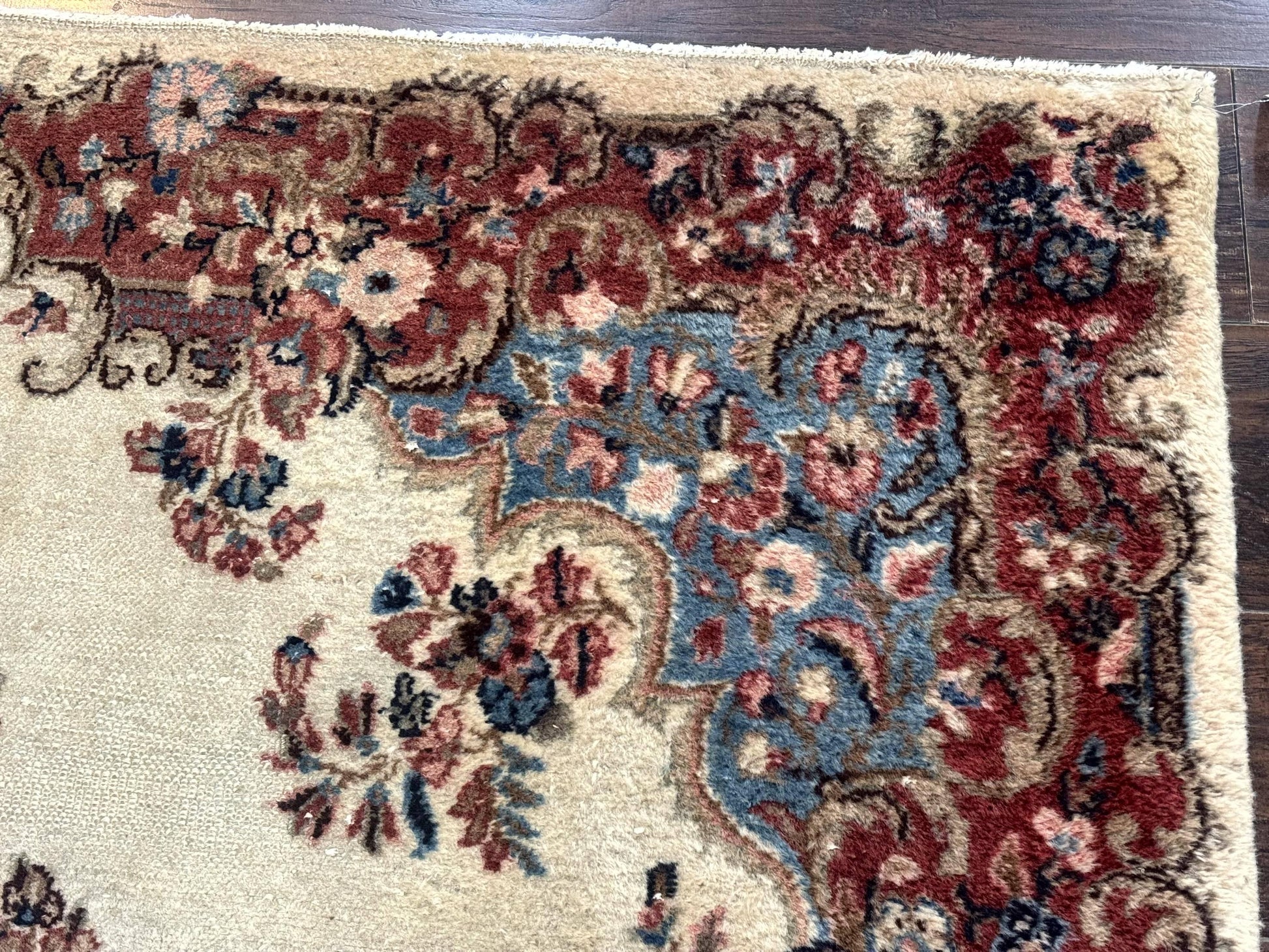 Square Persian Kerman Rug, Beige/Cream and Light Blue, Traditional Persian Rug, 5.5 x 5.5 ft - Nuvé