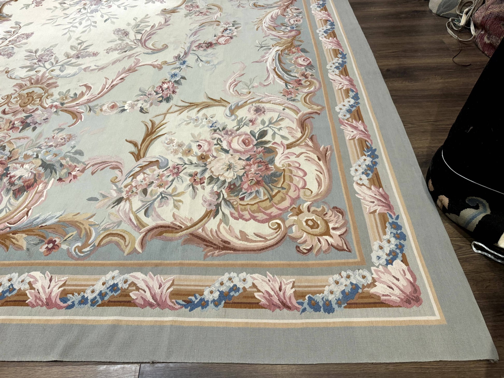 Palace Size Aubusson Rug 11x16, Large Aubusson Carpet - Nuvé