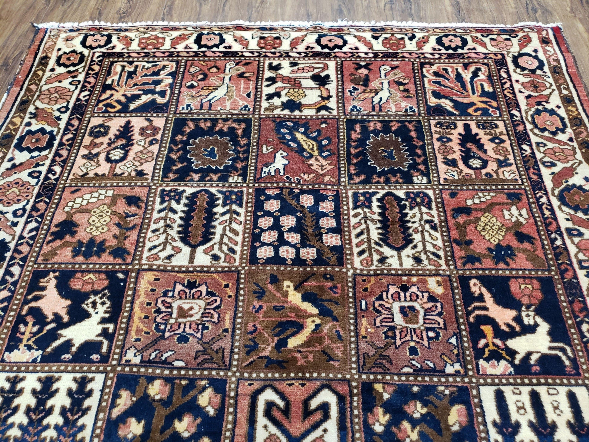 Antique Persian Bakhtiari Rug circa 1920s, Kheshti Panel Design, Wool, Hand-Knotted, 5'3" x 10' - Nuvé