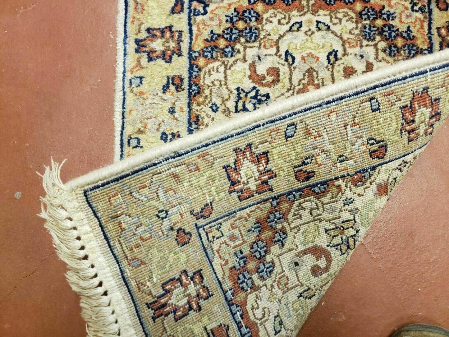 1' 8" X 2' 4" Handmade Floral Oriental Wool Rug Carpet Ivory - Nuvé