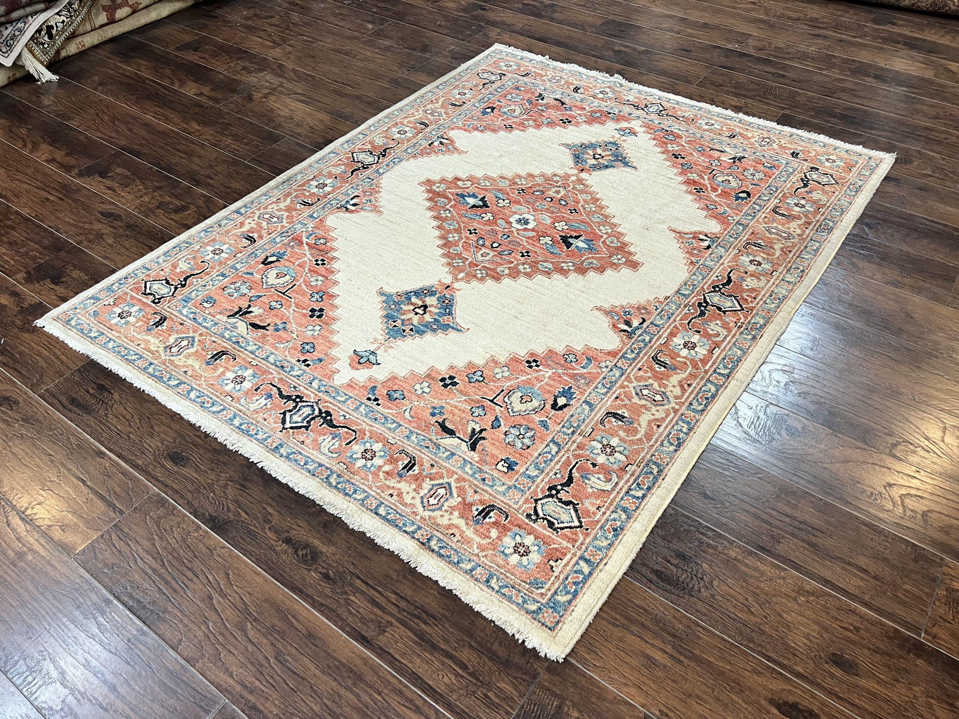 Peshawar Rug 5x7, Wool Hand Knotted Handmade Vintage Carpet, Serapi Design, Pakistani Rug 5 x 7 ft, Medium Sized, Geometric Rug - Nuvé