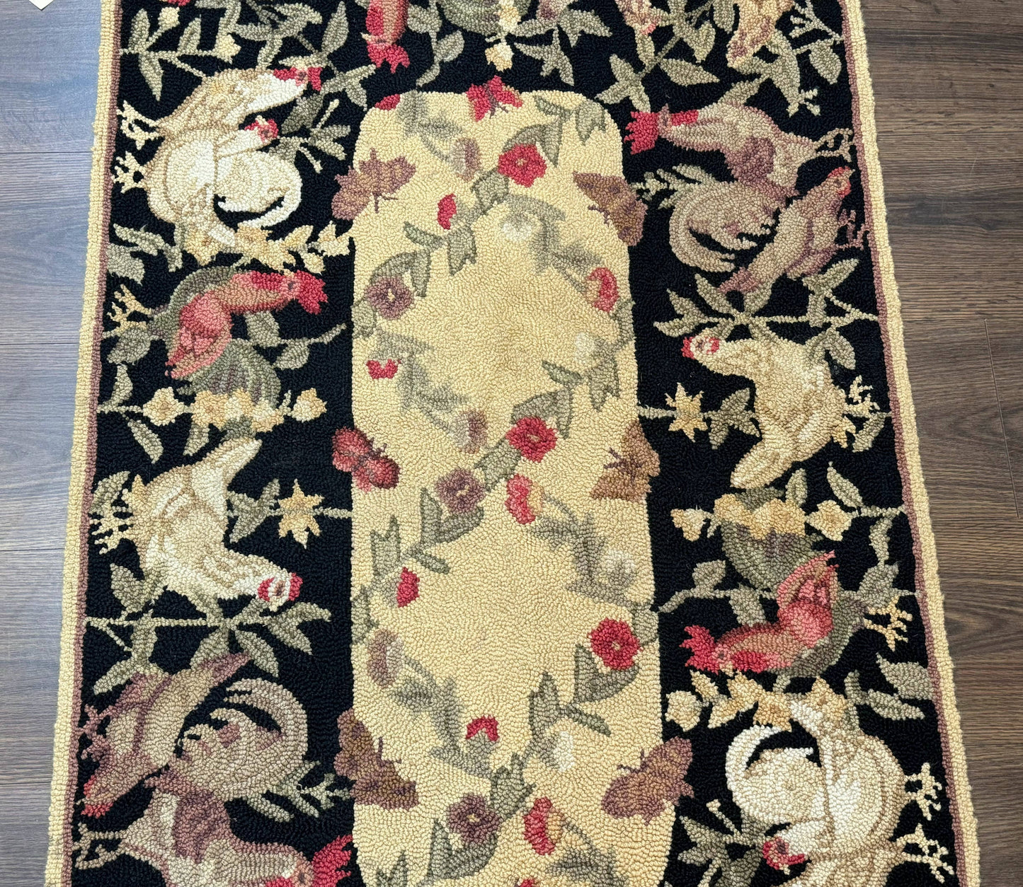 Small Vintage Hooked Rug, Roosters, Handmade, Wool - Nuvé