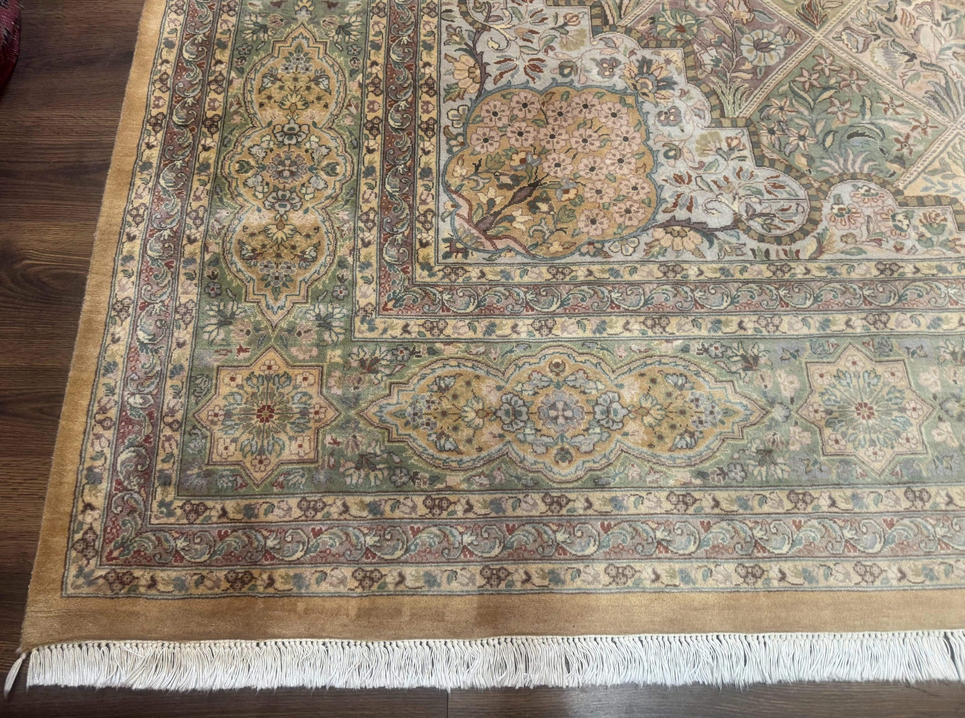 Pak Persian Rug 9x12, Diamond Panel Design, Fine 225 KPSI, Wool - Nuvé