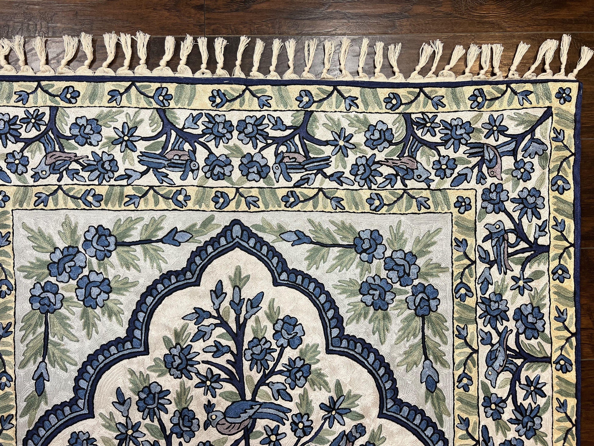 Tree of Life Indian Hand Stitched Rug 4x6, Indian Wall Hanging Rug, Ivory Blue, Silk on Cotton, Vintage - Nuvé