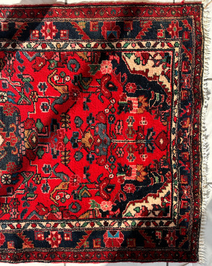Hand-knotted Persian Hamadan wool Rug 3’8” x 6’4” - Nuvé