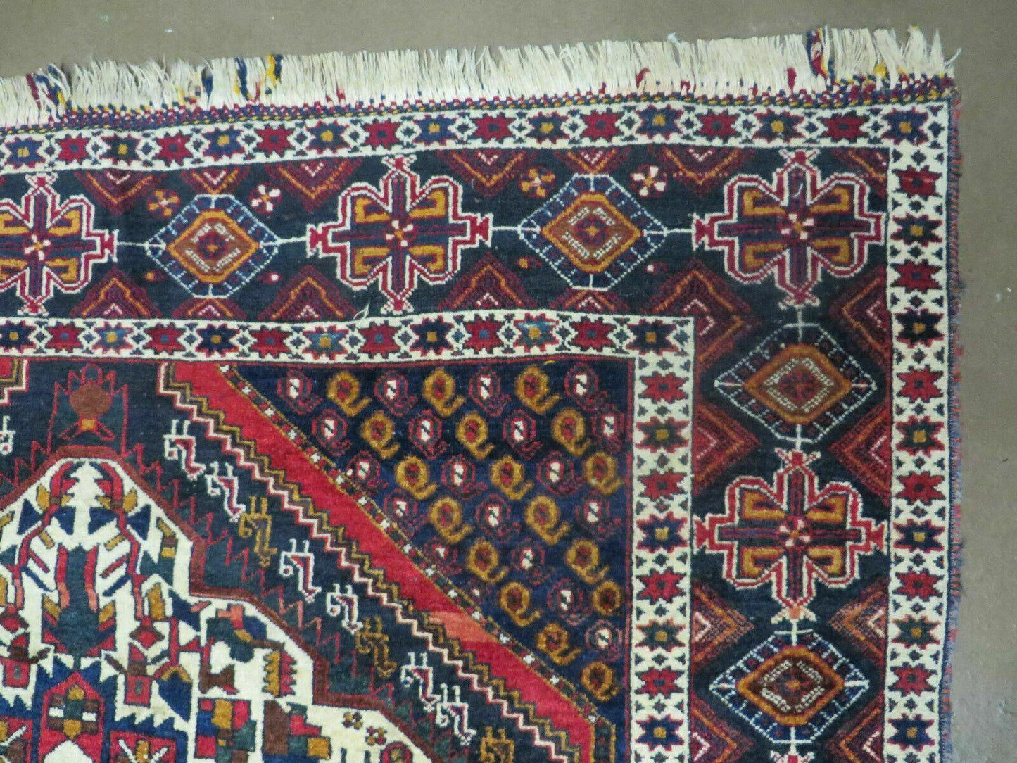 4' X 5.5' Vintage Handmade Turkish Tribal Wool Rug Medallion Nice - Nuvé