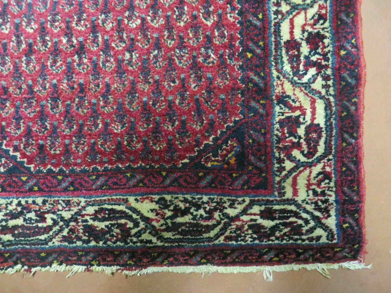 2.5' X 4' Vintage Handmade Indian Amritsar Wool Rug Paisley Design Red - Nuvé