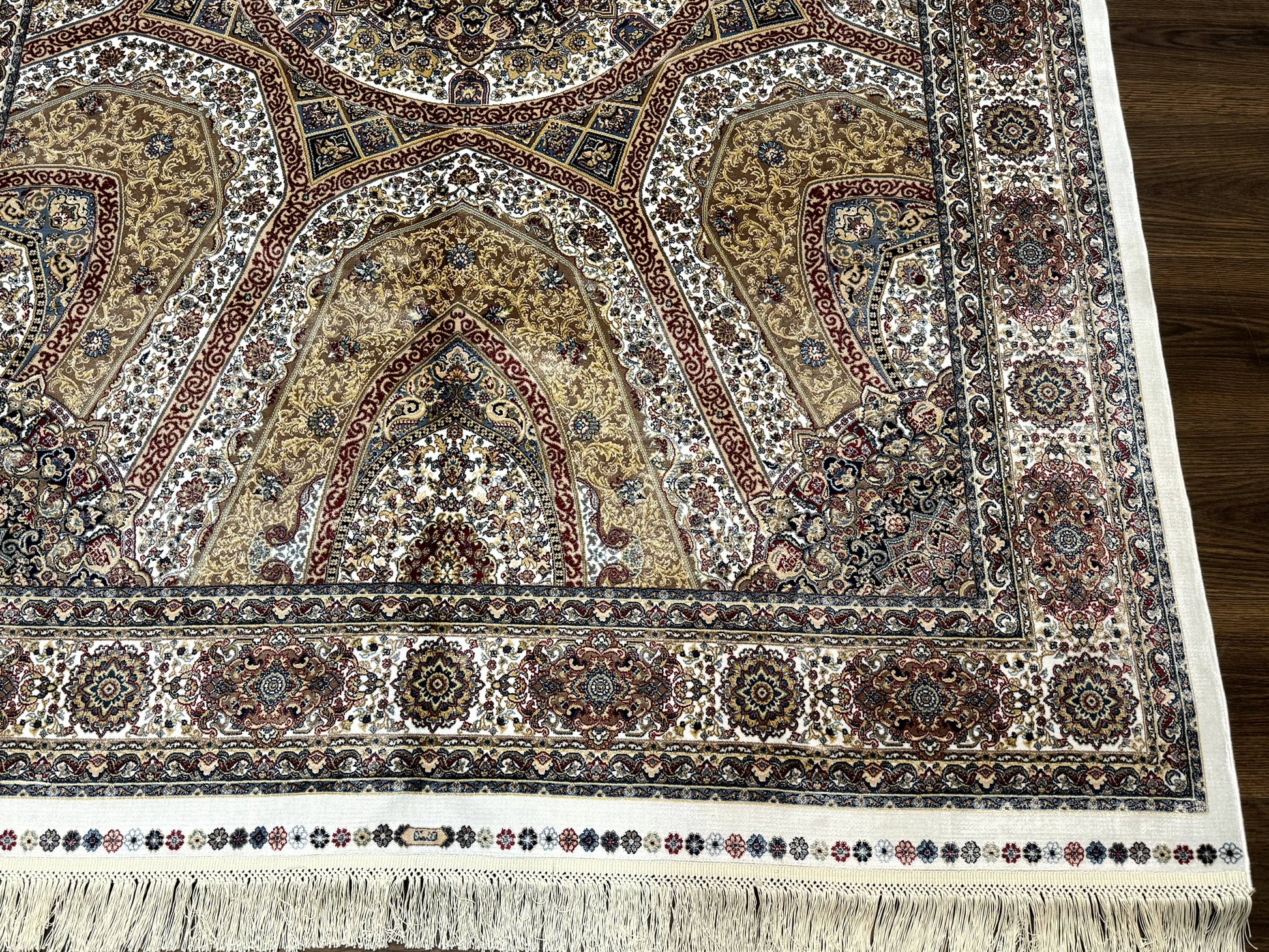 Turkish Silk Rug 5 x 7.6, Dome Design, Bamboo Silk, New - Nuvé