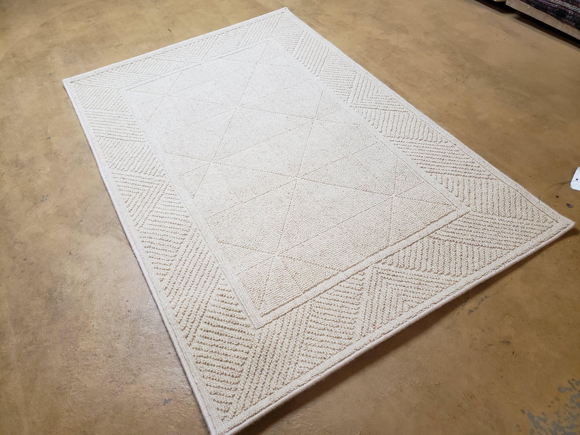 3x5 Karastan Sisal Rug Collection, Design 379/80504, Sambava II, 3'6 x 5'3, Beige Karastan Rug with Label, Authentic Karastan, Entryway Rug - Nuvé