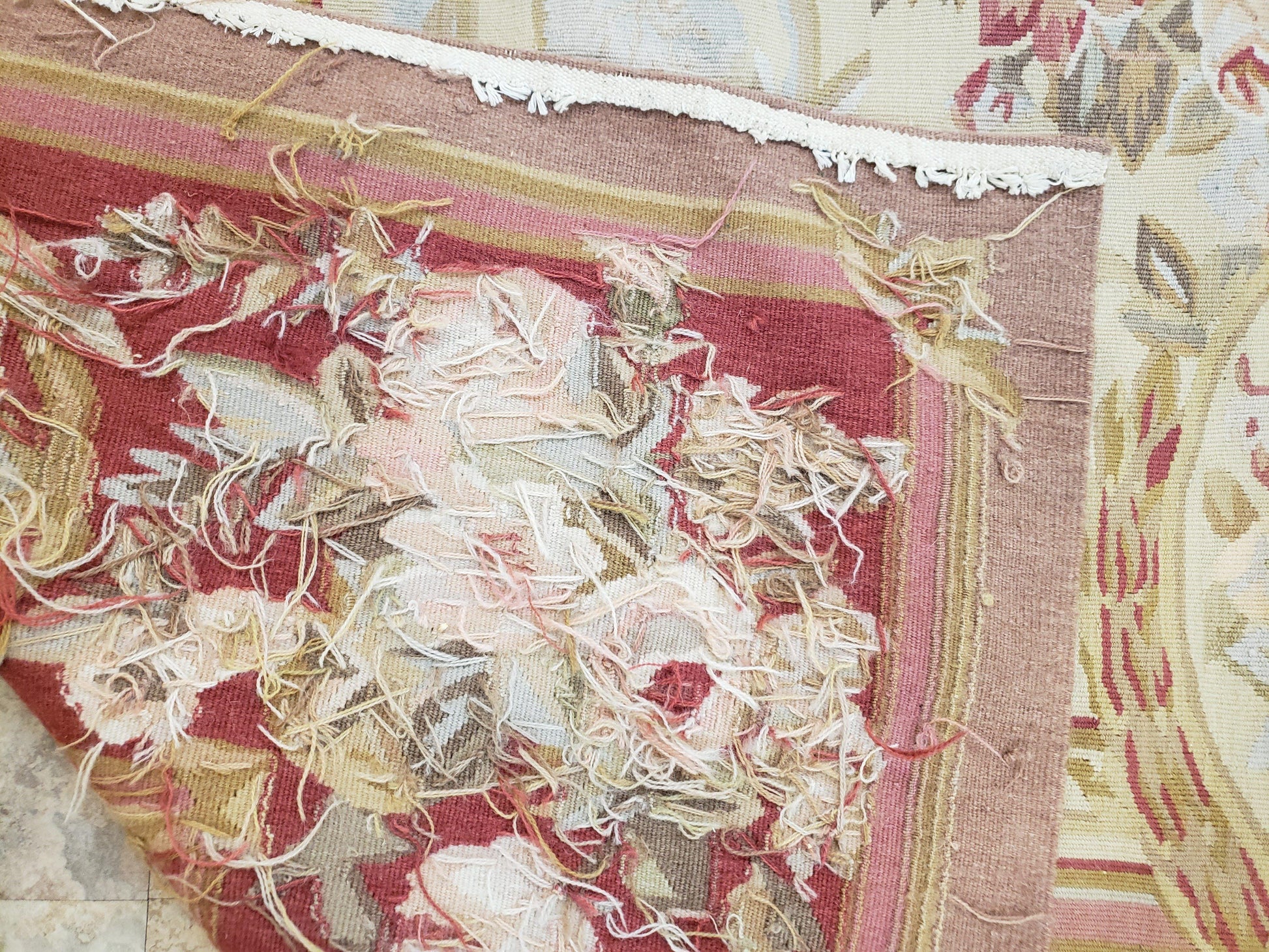 Aubusson Rug 6x9, Elegant Flatweave Rug, Aubusson Savonnerie 6 x 9 Flatweave Area Rug, Cream and Red, Wool Hand Woven Carpet, Medium Size - Nuvé
