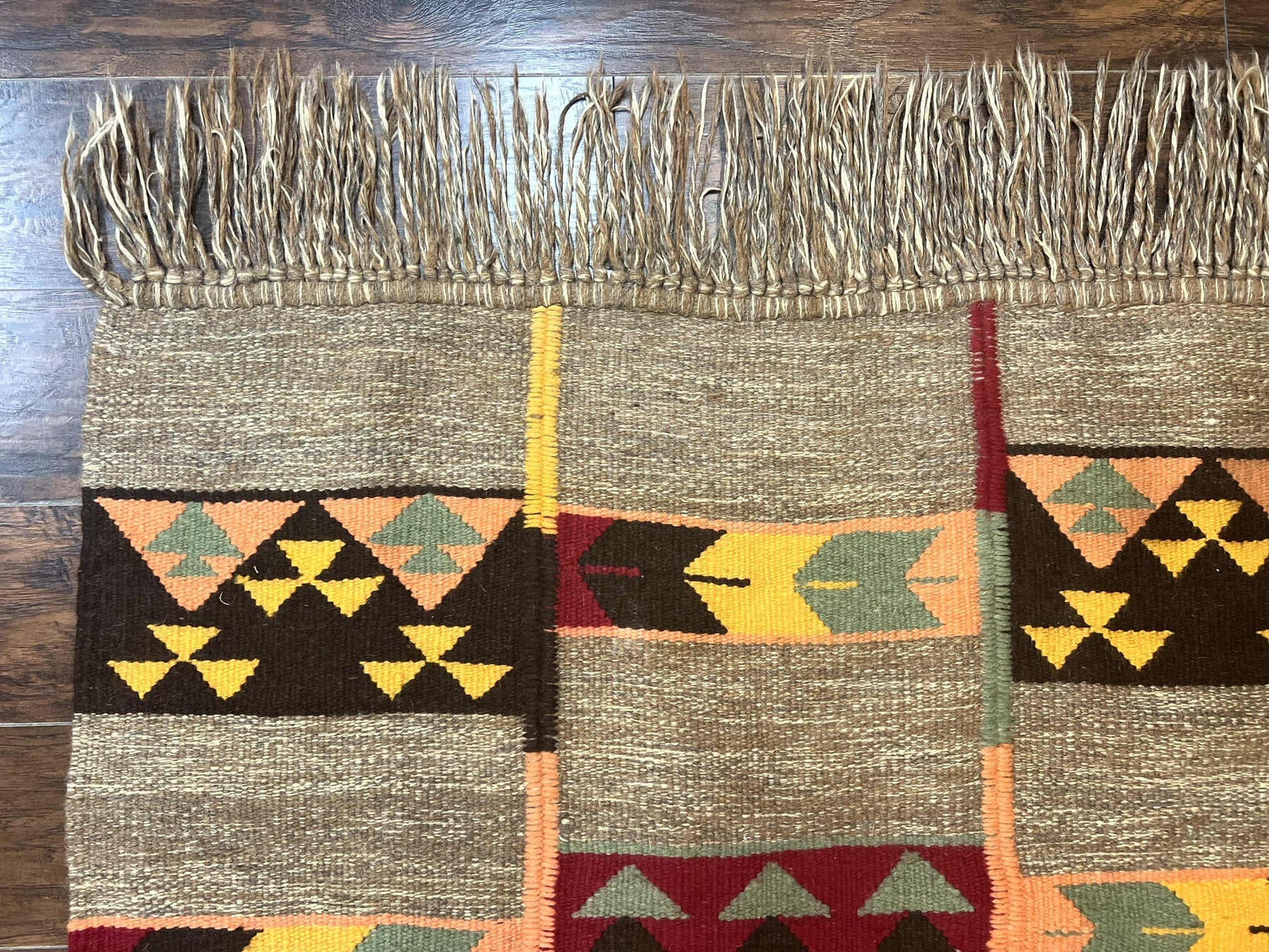 South American Flatweave Rug, Gray, Handmade Vintage Wool Bohemian Blanket - Nuvé