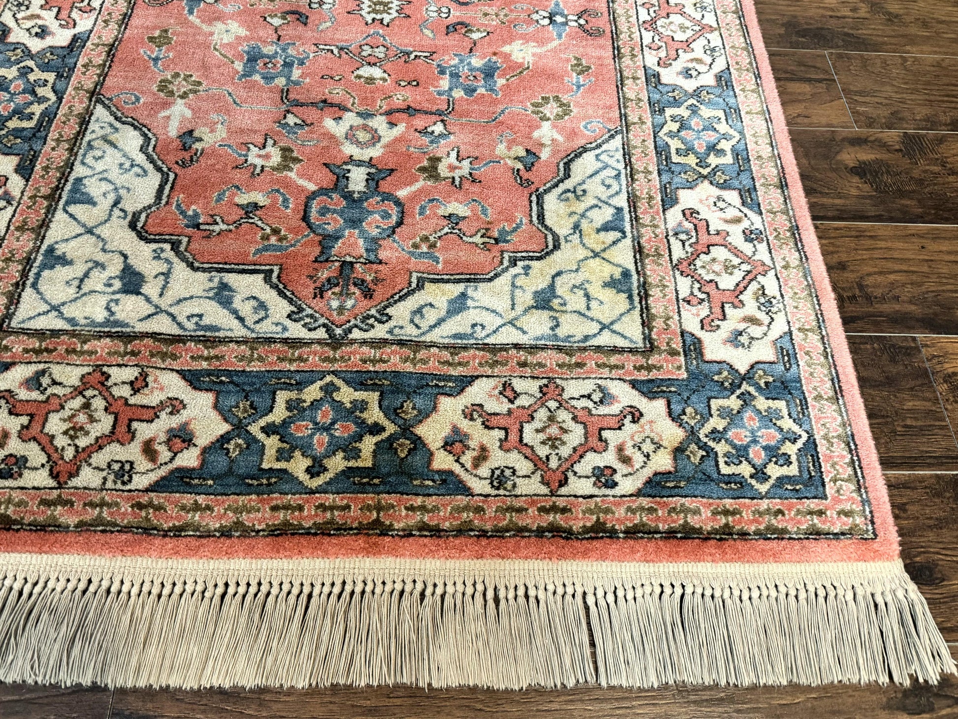 Karastan Rug 4x6 Bergama Design #737, Karastan Area Rug, Vintage Wool Karastan Carpet, Original Collection 700 Series, Salmon Red Light Blue - Nuvé
