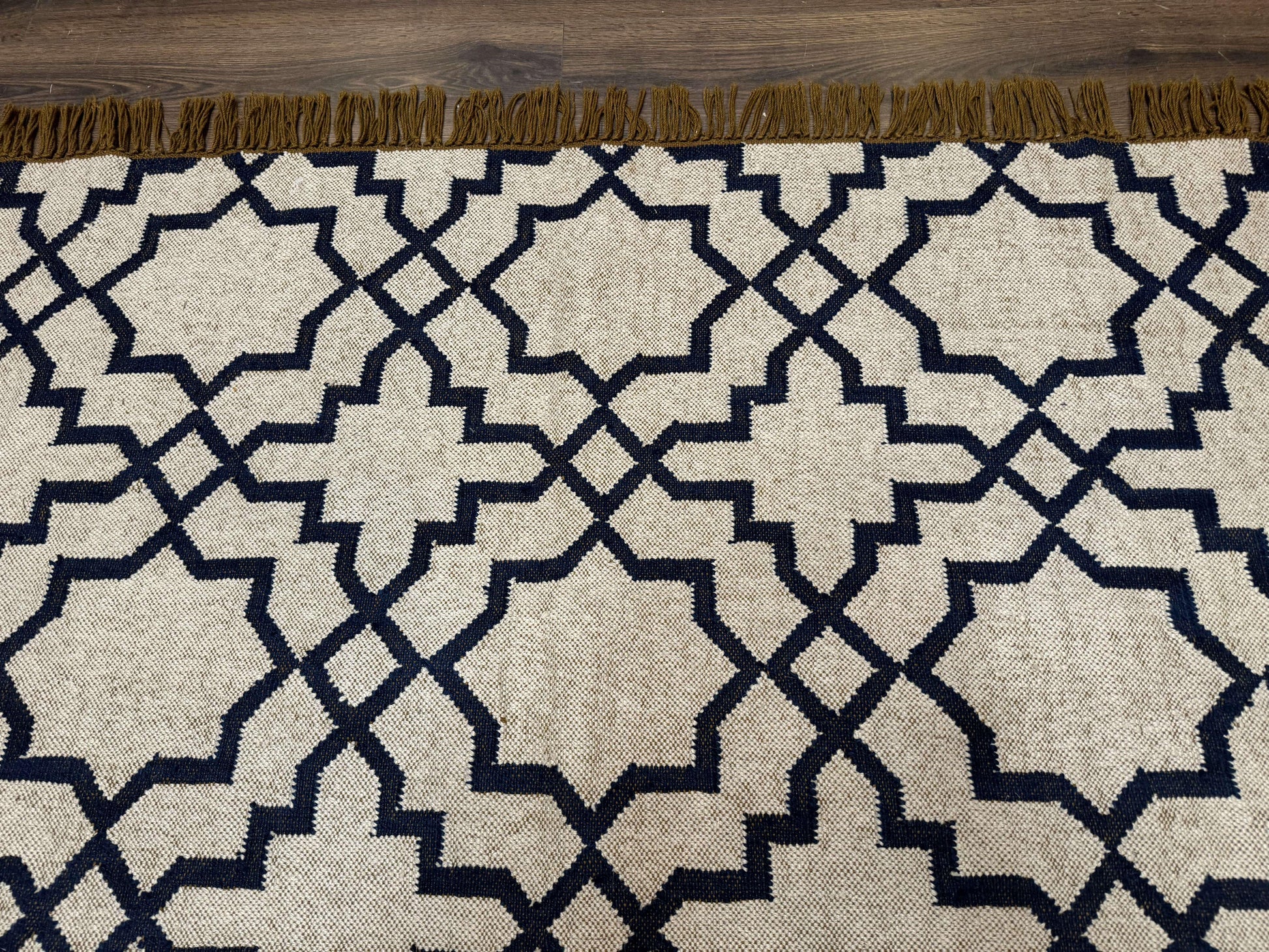 Indian Kilim Rug 8x10, Oat and Navy Blue, Dhurrie Carpet, Handmade, Wool - Nuvé