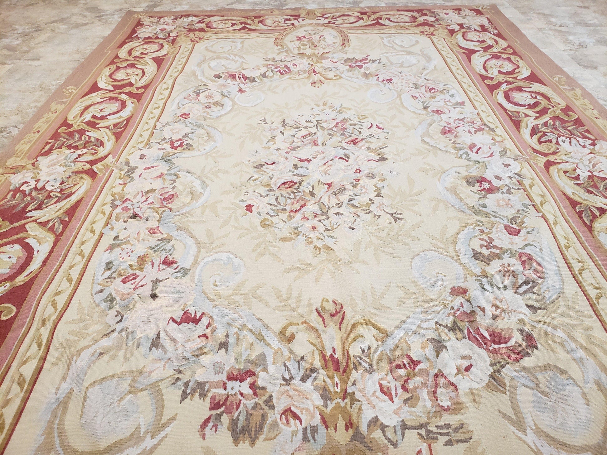 Aubusson Rug 6x9, Elegant Flatweave Rug, Aubusson Savonnerie 6 x 9 Flatweave Area Rug, Cream and Red, Wool Hand Woven Carpet, Medium Size - Nuvé