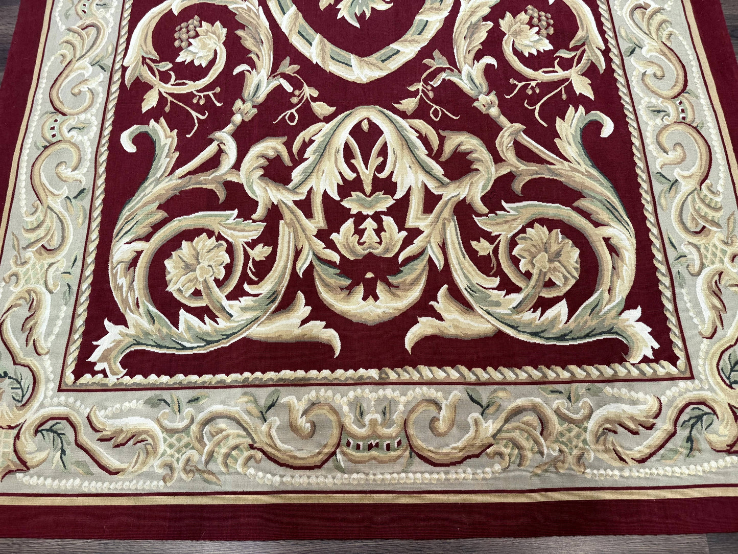 Burgundy Aubusson Rug 6x9, Vintage Wool Carpet - Nuvé