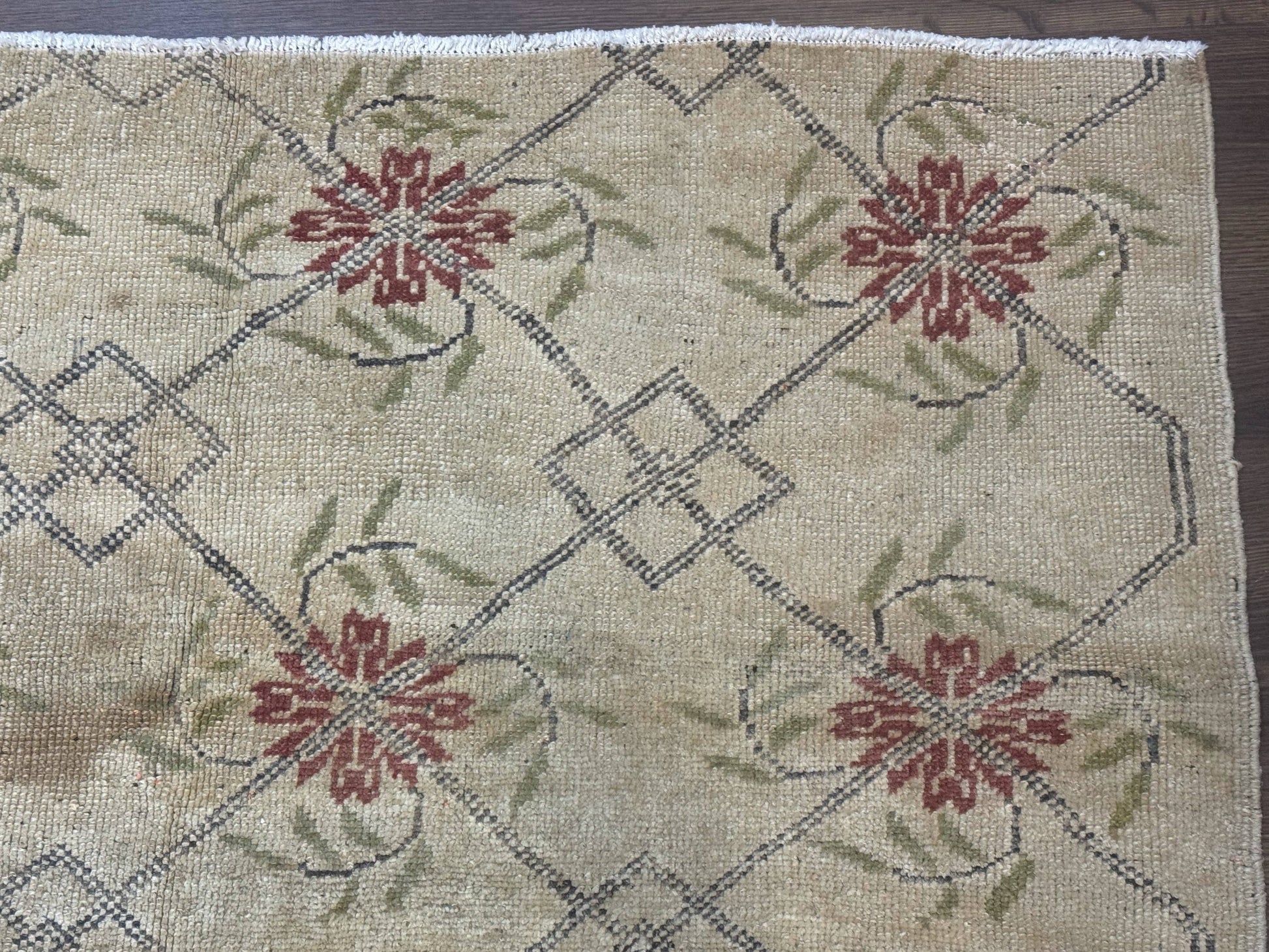 Turkish Rug 5x6, Oushak Carpet, Beige - Nuvé