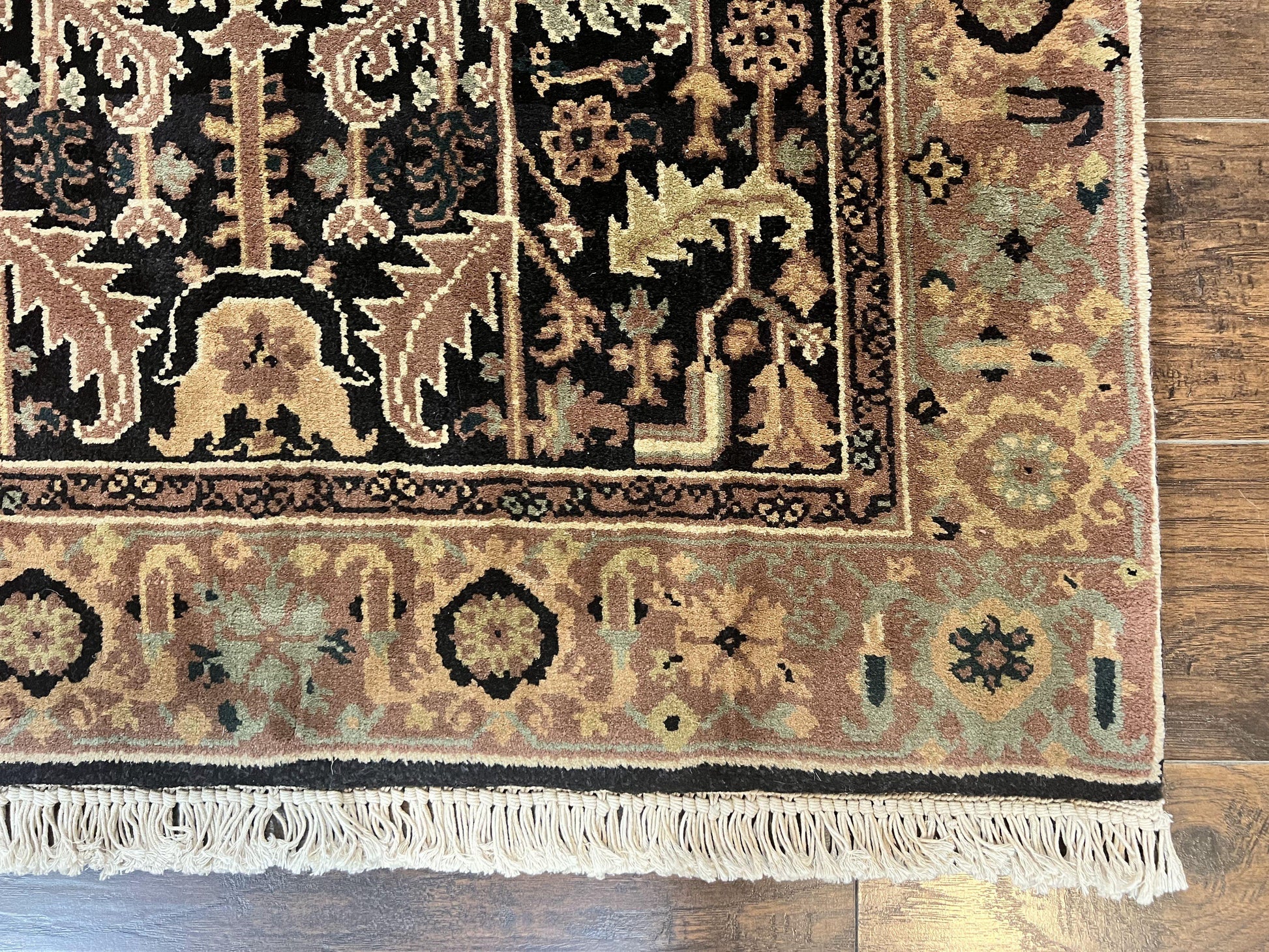 Heriz Rug 3.6 x 5, Handmade Vintage Wool Carpet, Couristan Carpet, Persian Design, Black - Nuvé