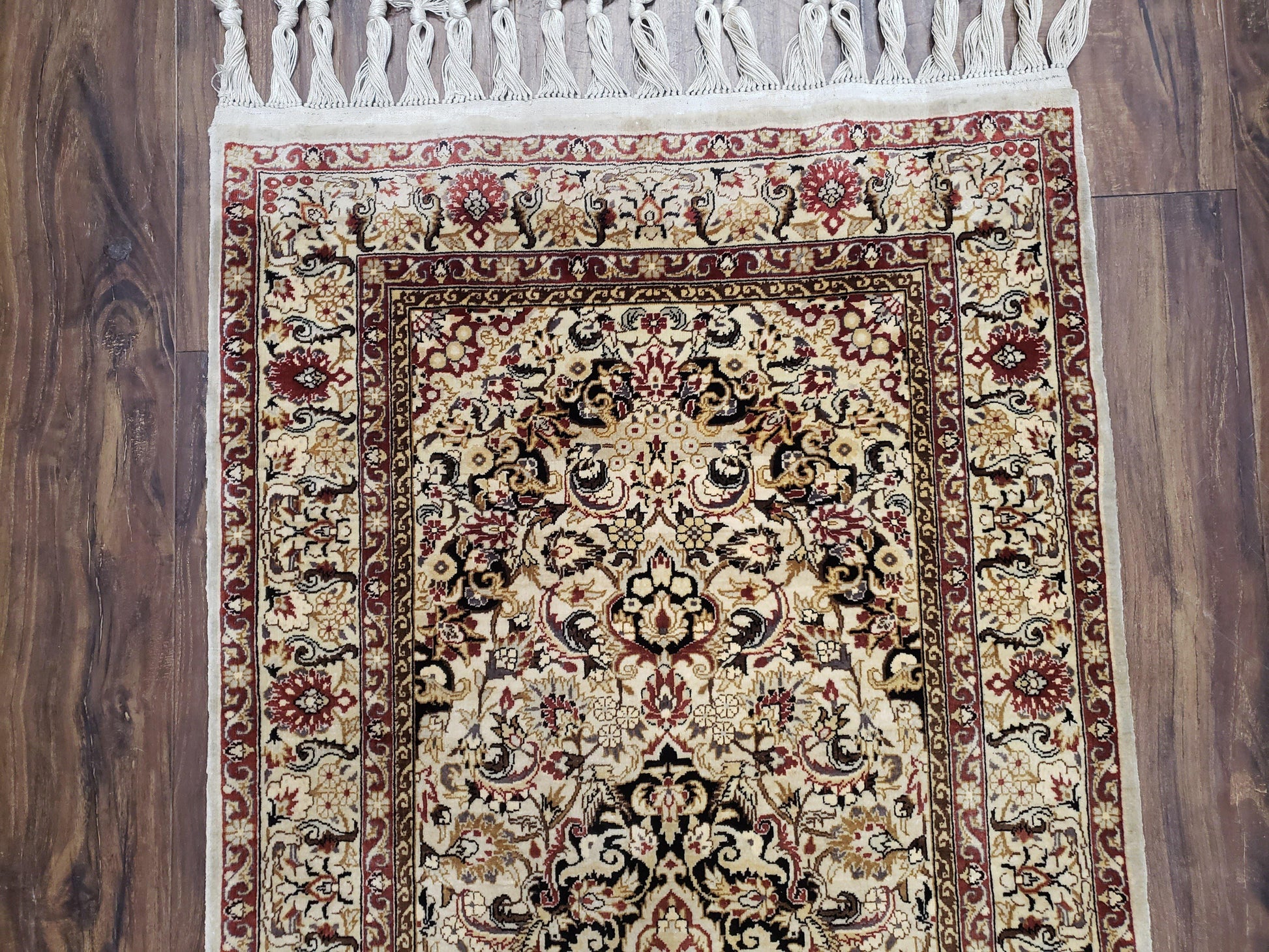 Silk Oriental Rug 1' 7" x 3', Very Fine Silk Carpet, Small Silk Rug, Traditional Floral Medallion, Hand-Knotted Cream Beige Vintage Silk Rug - Nuvé