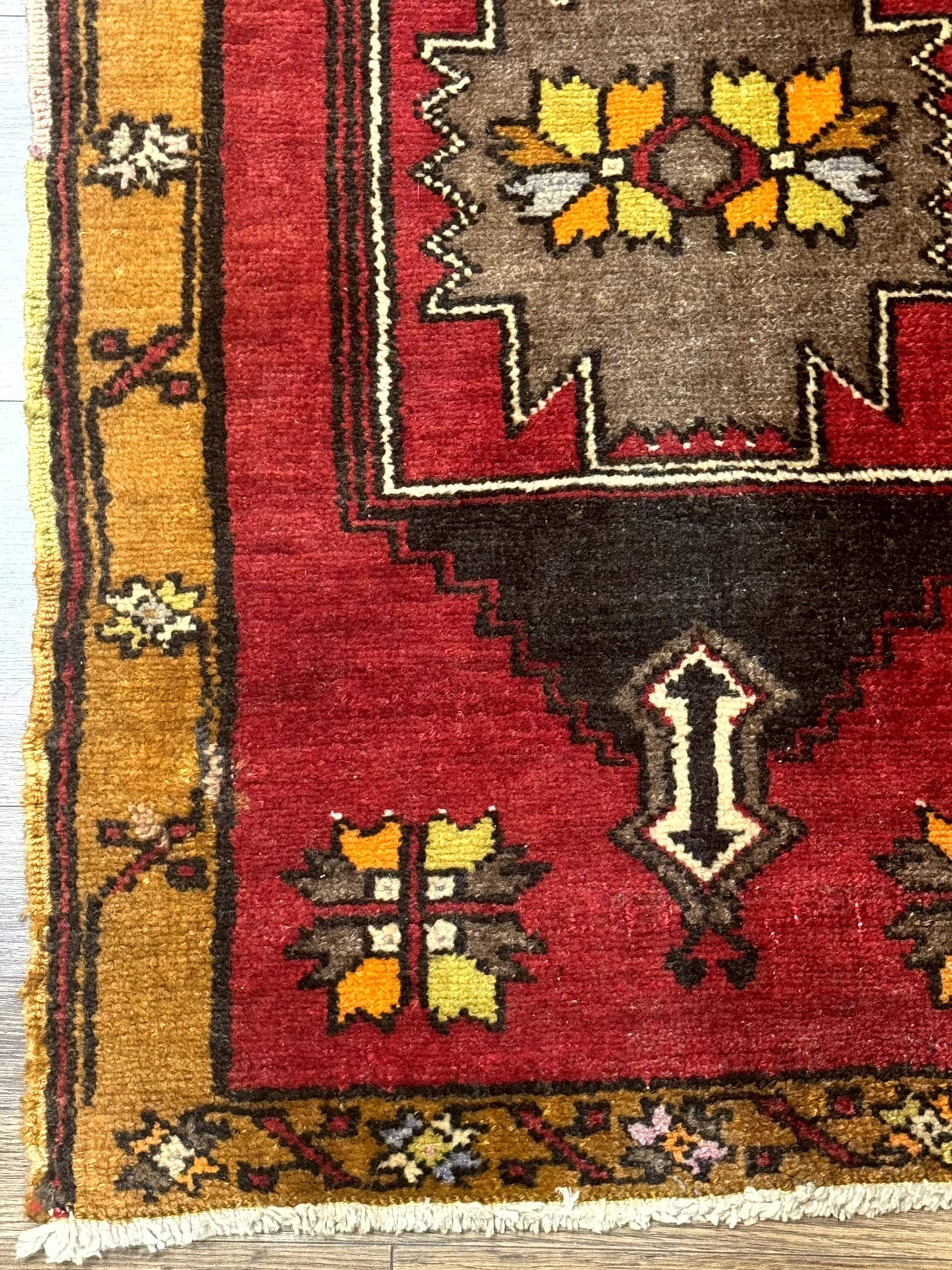 Turkish Yastik Rug 2x3, Geometric Medallion, Small Turkish Wool Rug, Red - Nuvé