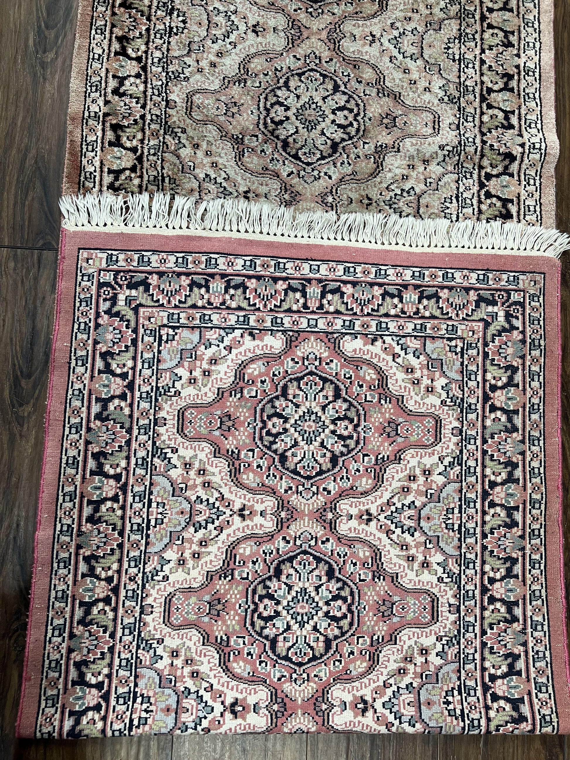 Silk Kashmiri Runner 2.7 x 10 ft Vintage Rug, Ivory Pastel Pink, Hand-Knotted Vintage Runner, Hallway Carpet, Indian Rug Medallion Runner - Nuvé