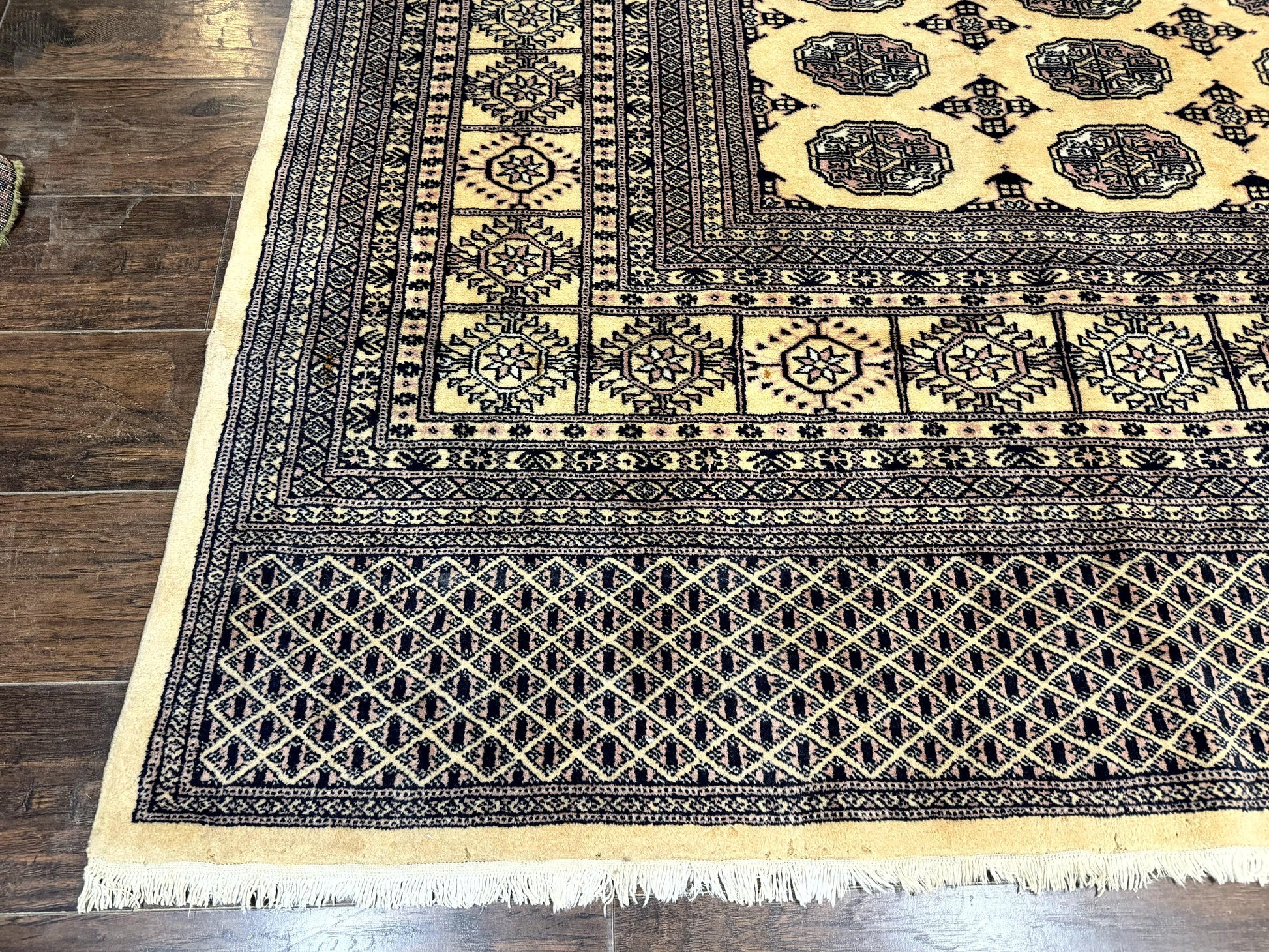 Pakistani Bokhara Turkoman Rug 9x11, Cream, Handmade Wool Vintage Carpet - Nuvé