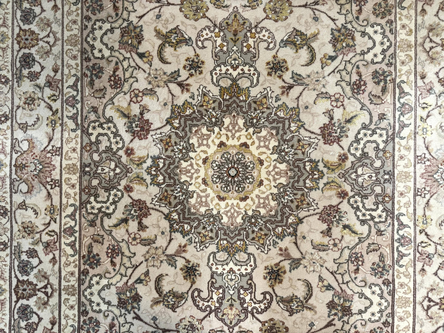 Pak Persian Rug 4x6, Floral Medallion, Beige, Wool and Silk Highlights, Vintage Handmade Rug - Nuvé