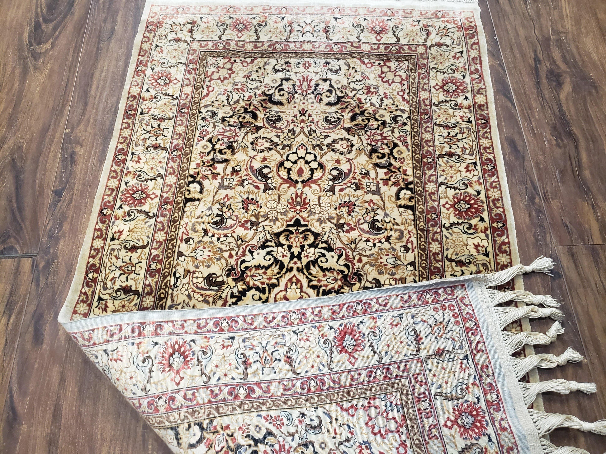 Silk Oriental Rug 1' 7" x 3', Very Fine Silk Carpet, Small Silk Rug, Traditional Floral Medallion, Hand-Knotted Cream Beige Vintage Silk Rug - Nuvé