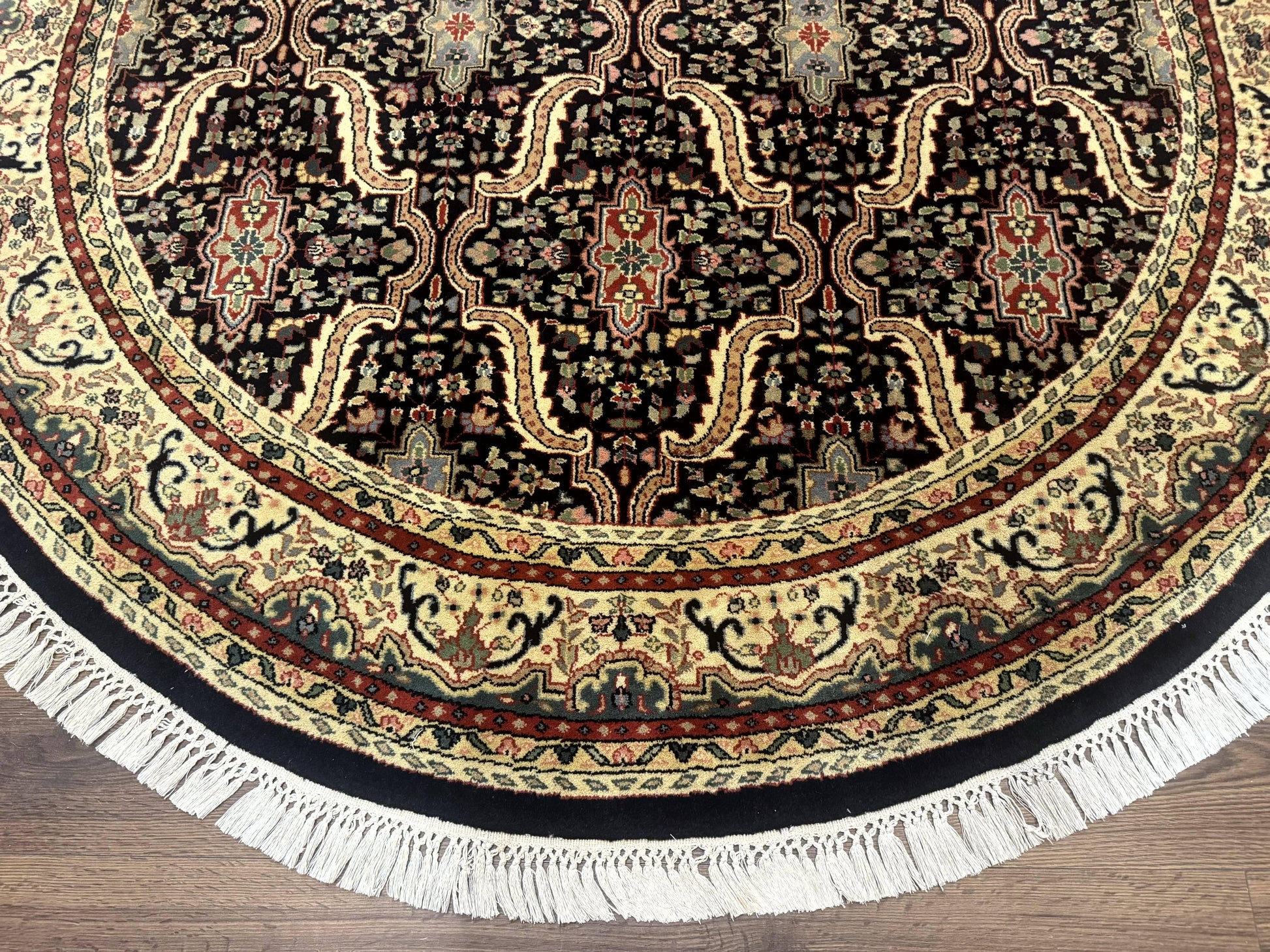 Round Indo Persian Rug 6x6, Indian Bidjar Rug, Navy Blue and Beige - Nuvé