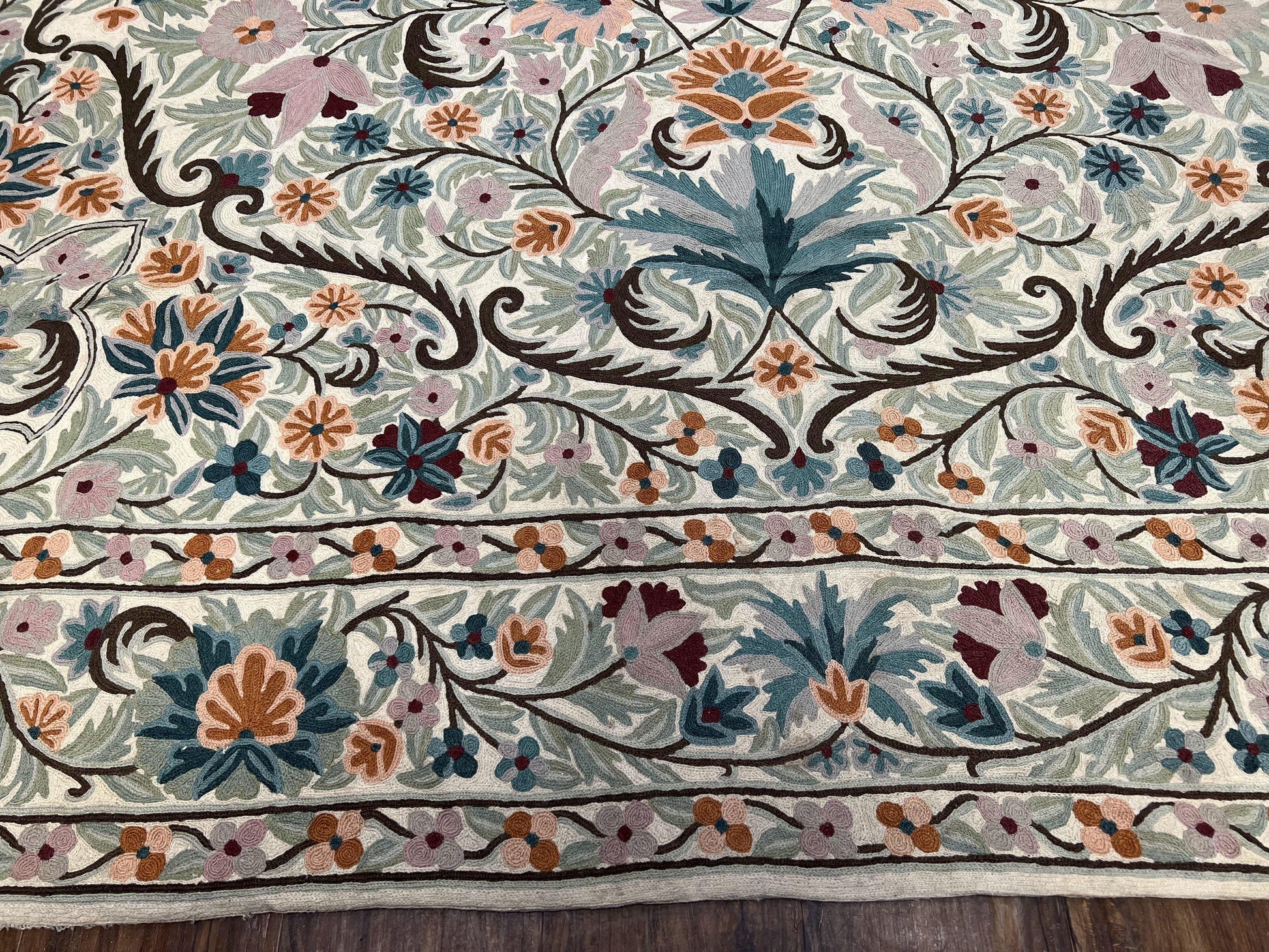 Chain Stitched Rug 9x12 Vintage Carpet 9 x 12 Flatweave Rug, Ivory Teal Rug, Area Rug 9 by 12, Hand Stitched Rug, Medallion, Indian Rug - Nuvé