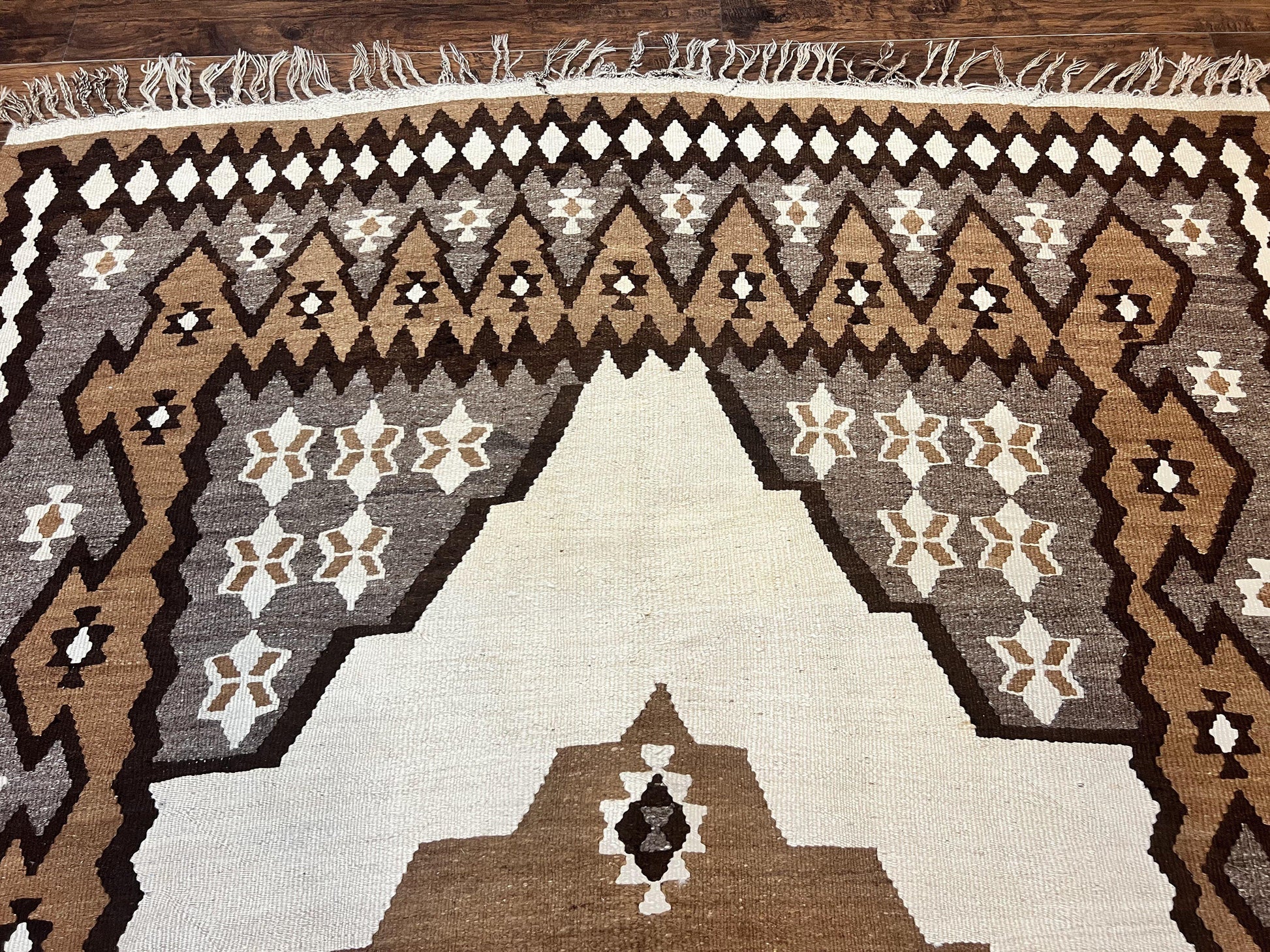 Antique Persian Fars Kilim Rug 8x11, Wool, Boho Tribal Persian Shiraz Flatweave Carpet, Semi Open Field, Geometric, Handmade, Vintage Semi Antique - Nuvé