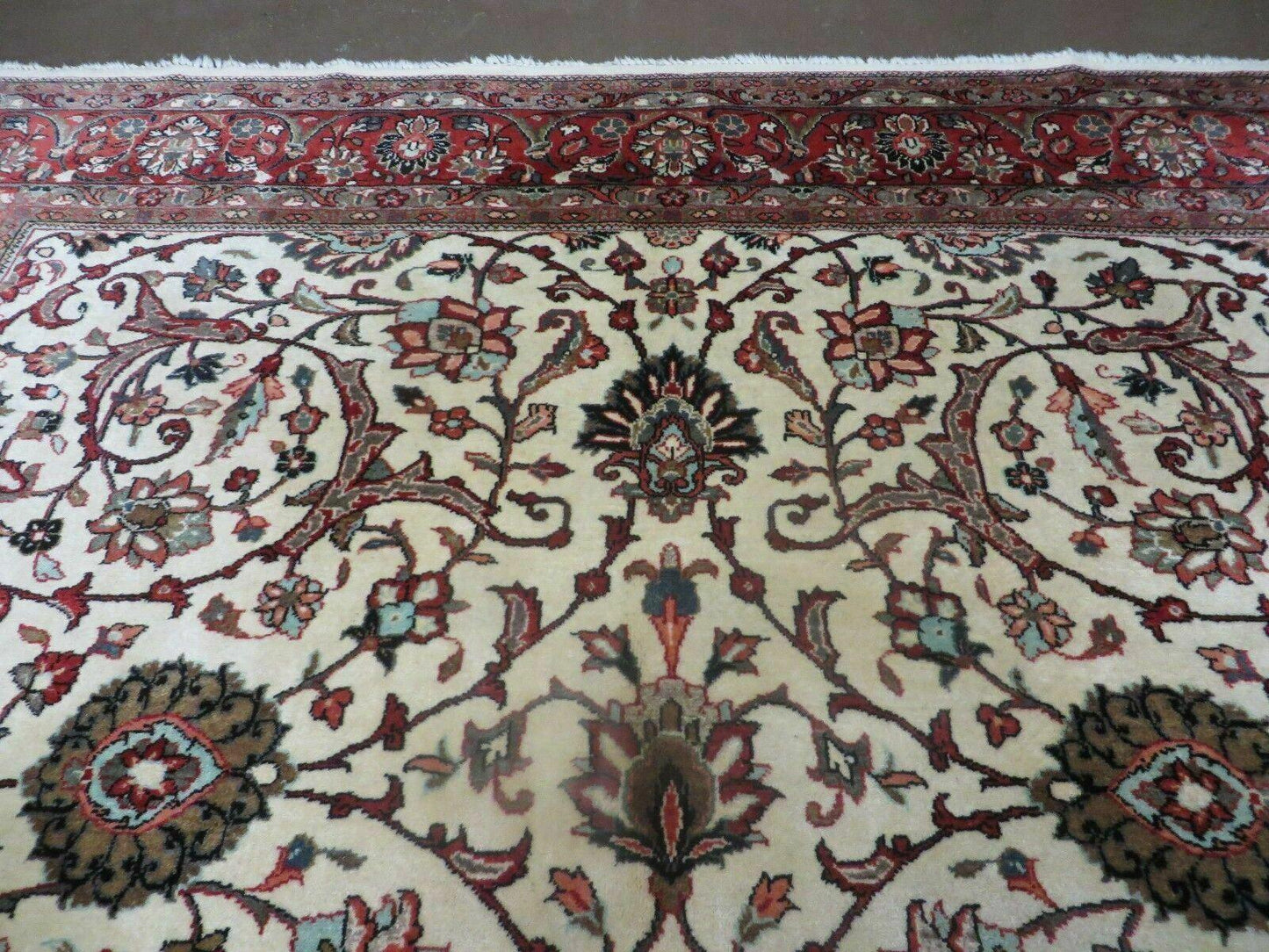 7' X 10' Vintage Handmade India Floral Oriental Wool Rug Hand knotted Carpet - Nuvé