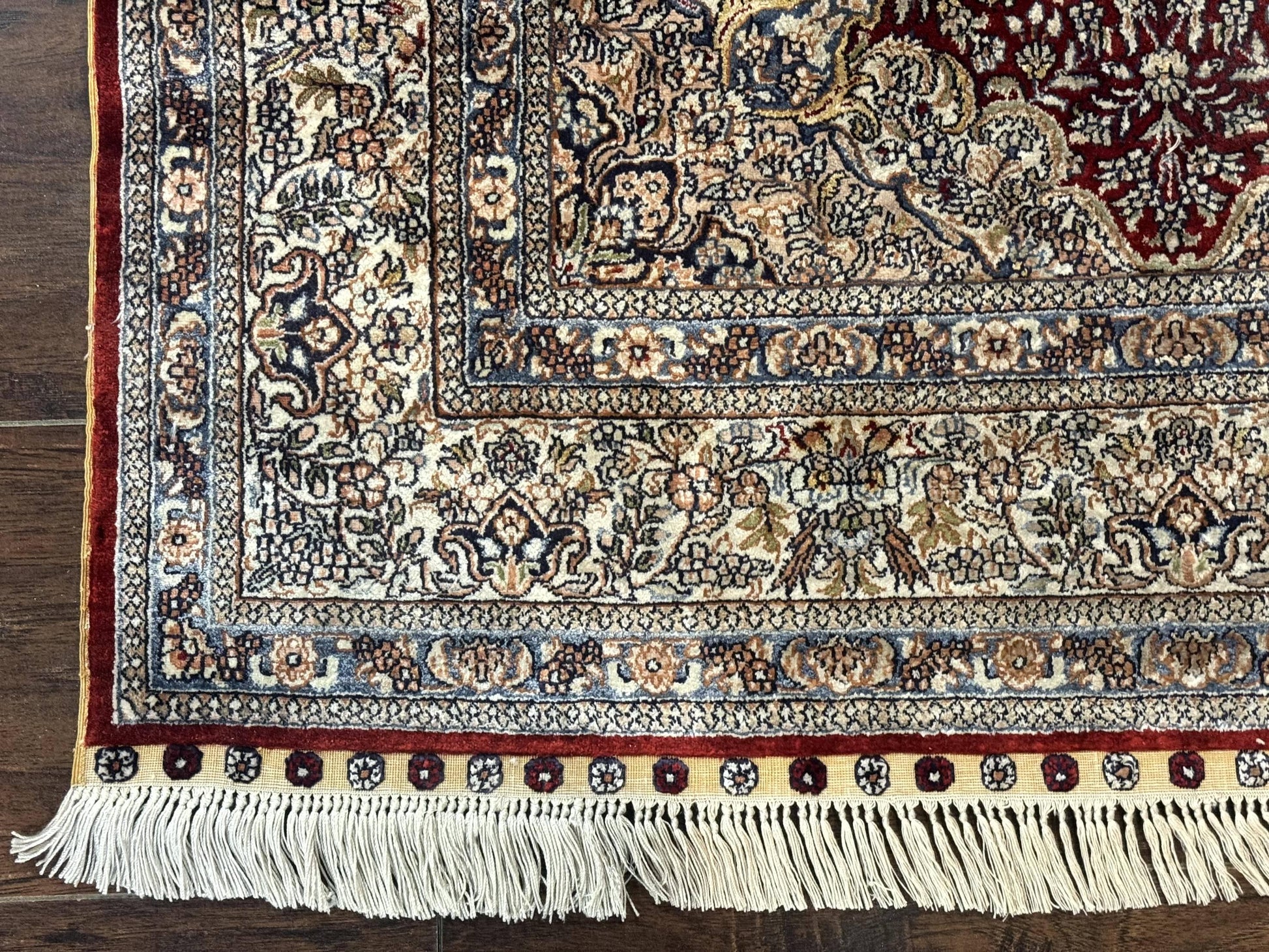 Sino Persian Silk Rug 3x5, Super Fine 440 KPSI, Floral Medallion, Handmade - Nuvé
