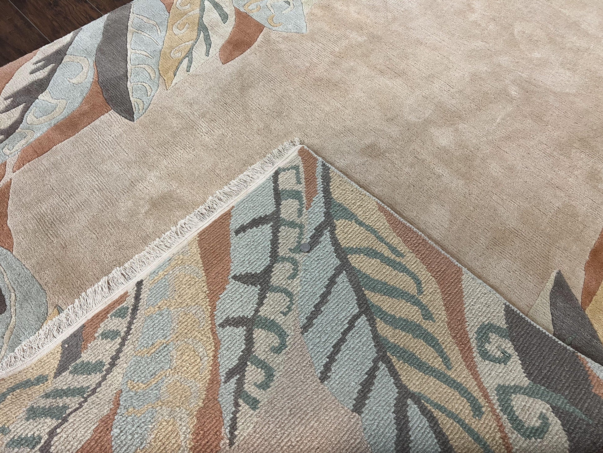 Modern Tibetan Rug 7x10, Soft Wool, Tufenkian Style Carpet, Tibet Nepali Rug, Open Field, Handmade Wool Rug - Nuvé