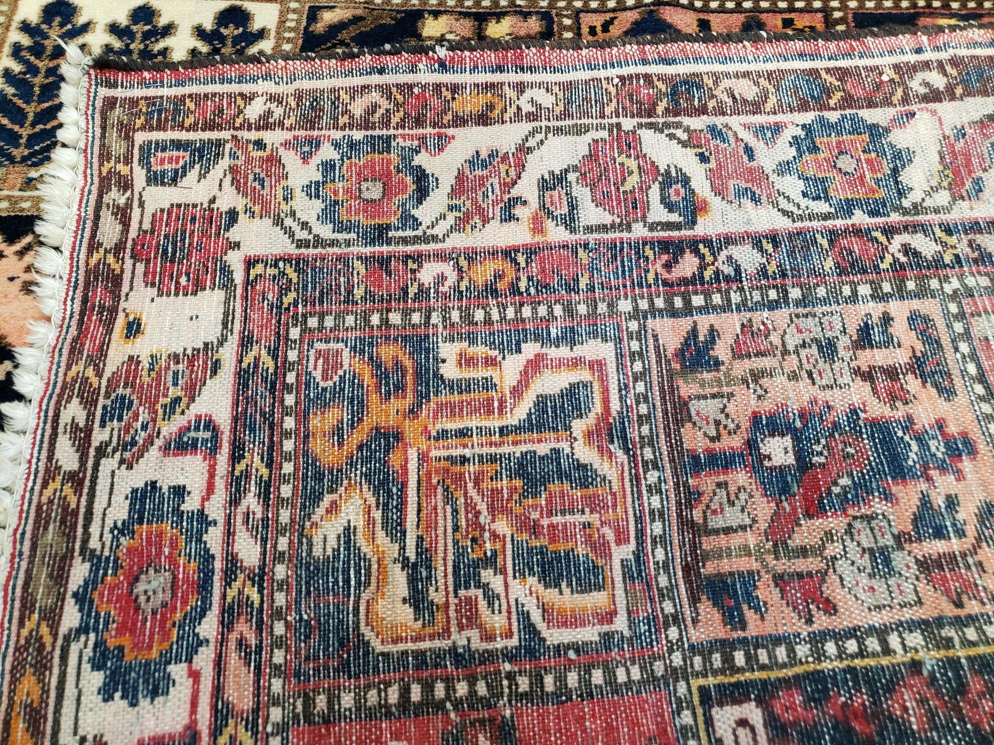 Antique Persian Bakhtiari Rug circa 1920s, Kheshti Panel Design, Wool, Hand-Knotted, 5'3" x 10' - Nuvé
