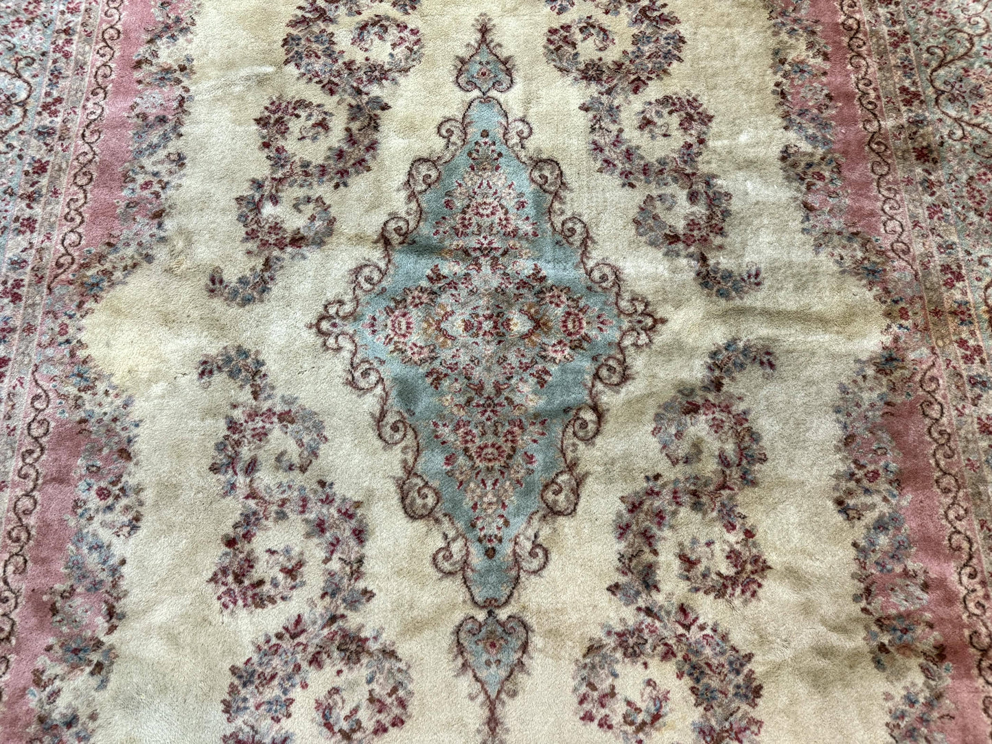 Karastan Rug 8.8 x 12, Pastel Ivory Kirman Rug #784, Wool Karastan Carpet, Original 700 Series, Vintage Karastan Area Rug, Discontinued - Nuvé