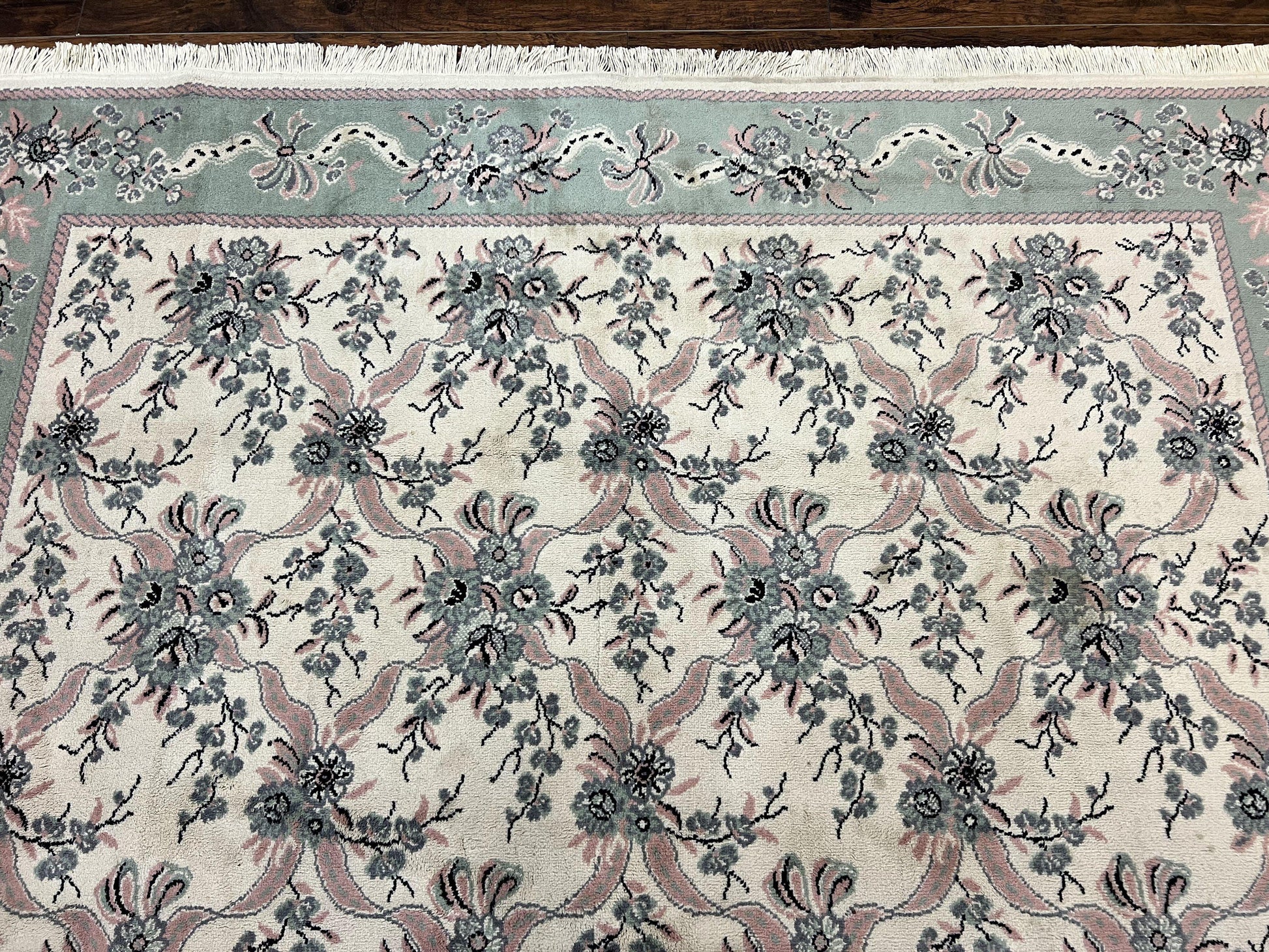 Belgium Power Loomed Rug 8x11, Ivory and Green, Wool Carpet, Floral - Nuvé